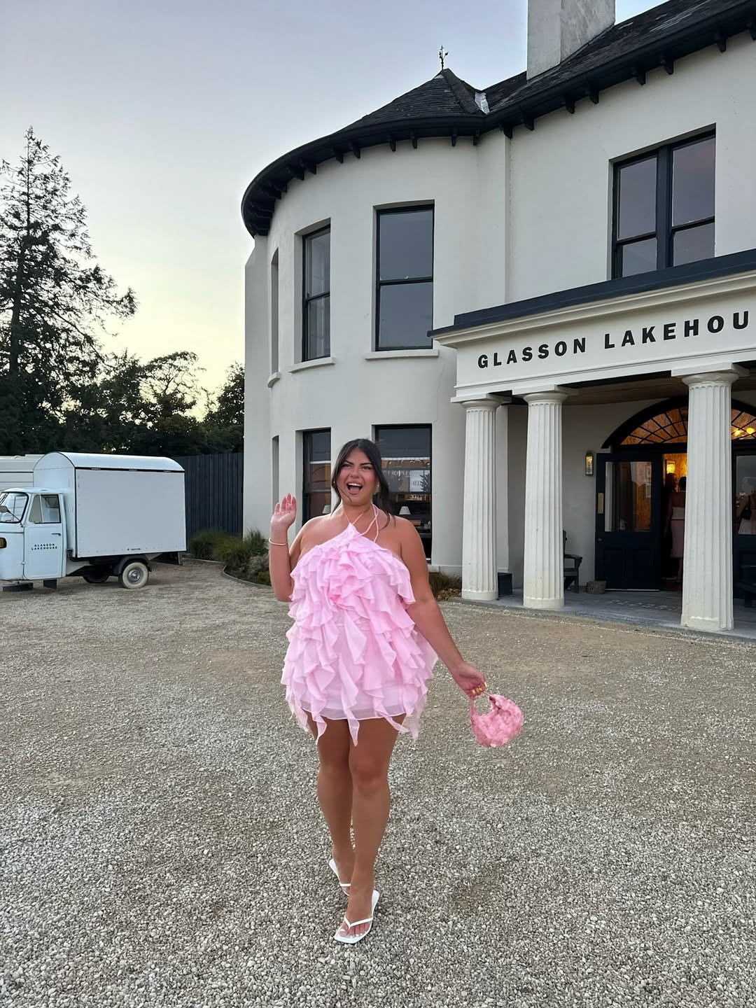 5 inspirações de vestidos de festa para arrasar em qualquer ocasião – dos casamentos às formaturas looks com vestidos de festa