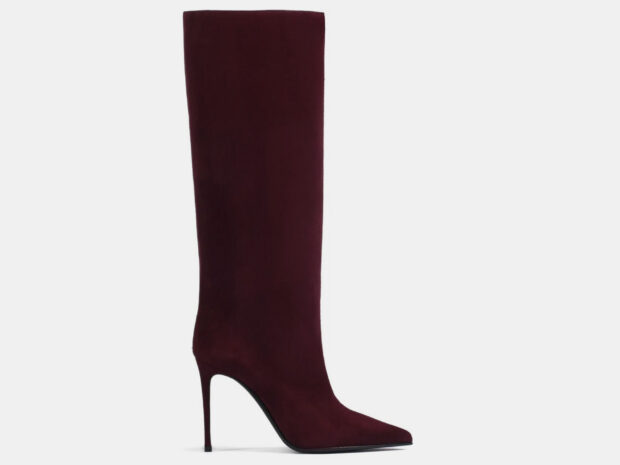 Em busca da bota cano alto perfeita? Estes são os 5 estilos que definem a temporada Bota cano alto 8abr26 Le Silla