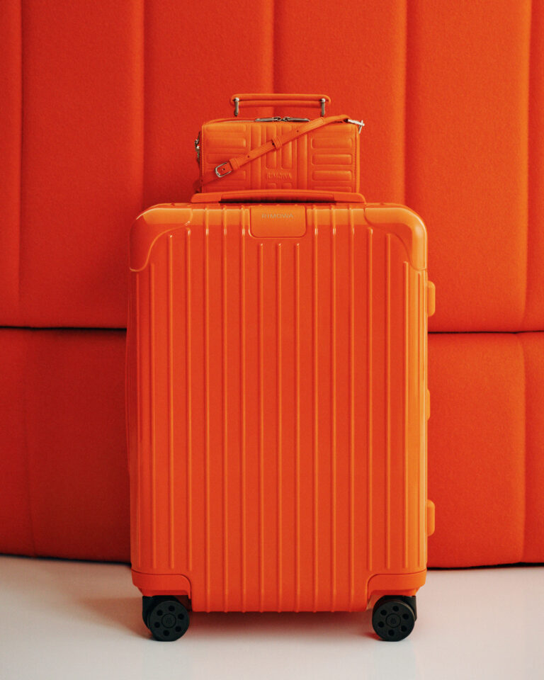 RIMOWA Beautyshots 2026 Essential Orange Cabin Groove Orange HR 4x5