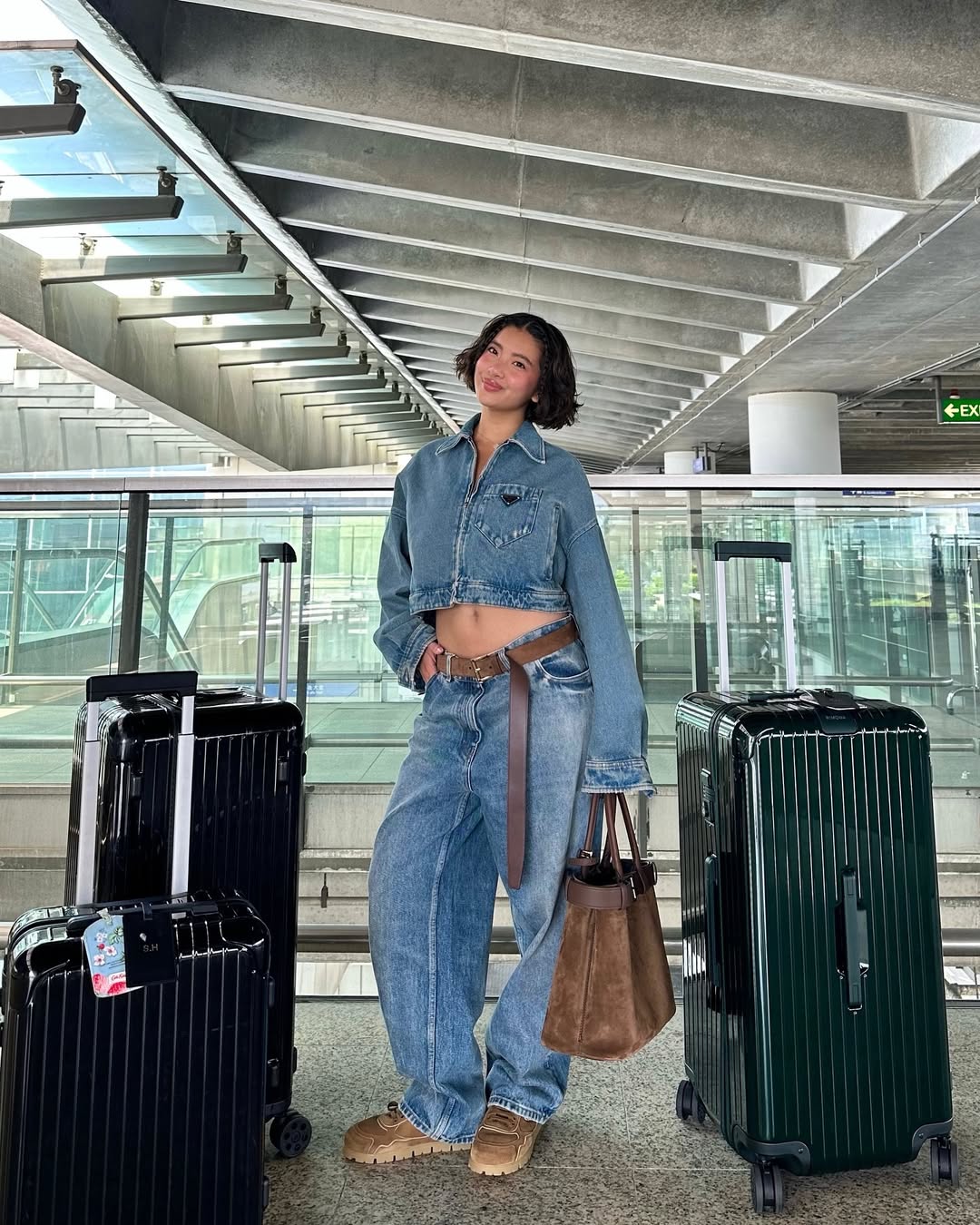 look com calça baggy feminina