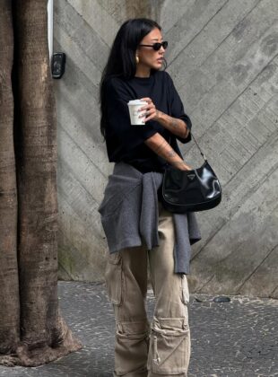 Calça cargo feminina: 5 formas de apostar na tendência da vez calça cargo feminina