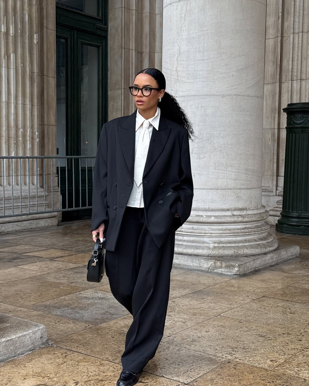 looks com conjuntos de alfaiataria femininos