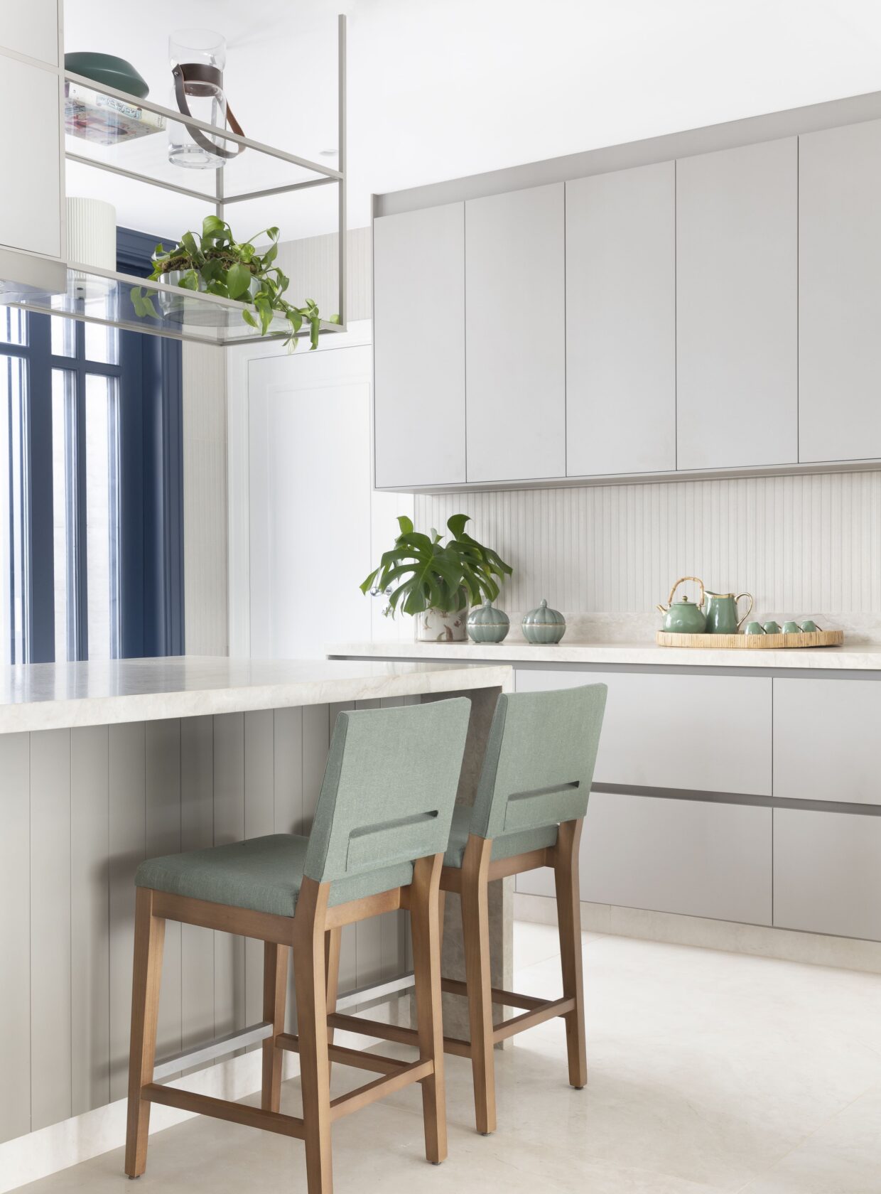 6 inspirações de cozinhas compactas com decoração inteligente