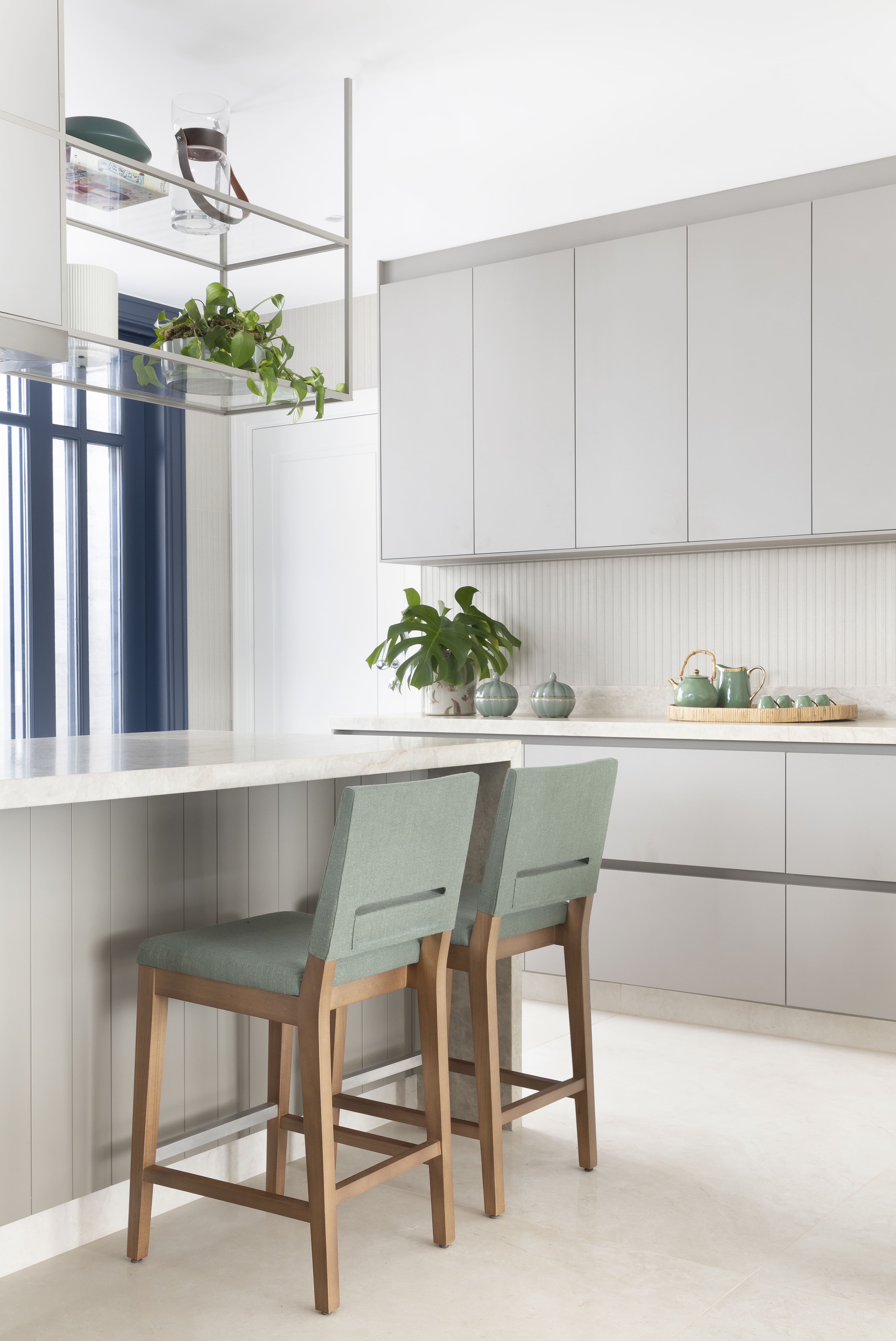 6 inspirações de cozinhas compactas com decoração inteligente