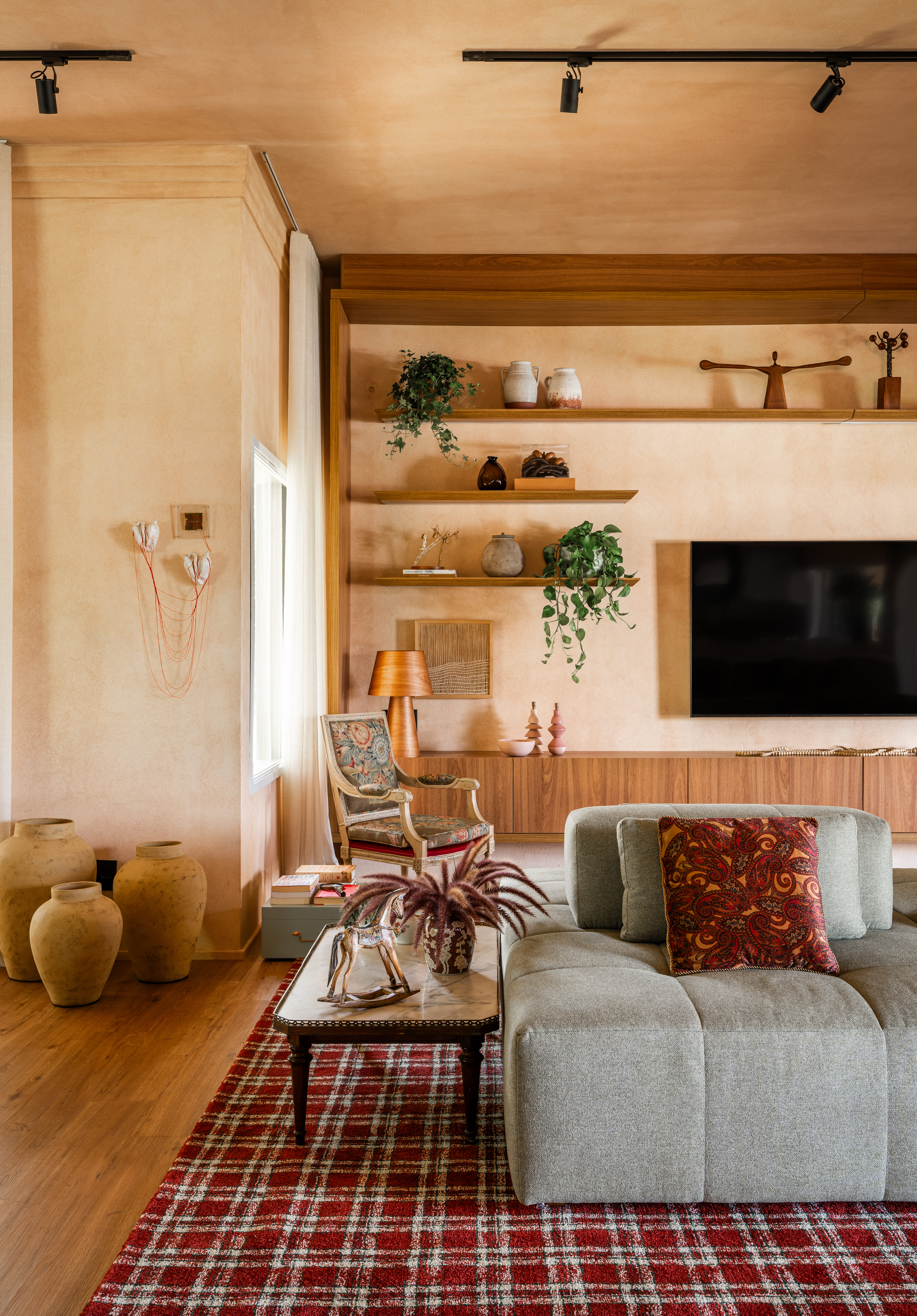 7 maneiras criativas de decorar a parede da sala