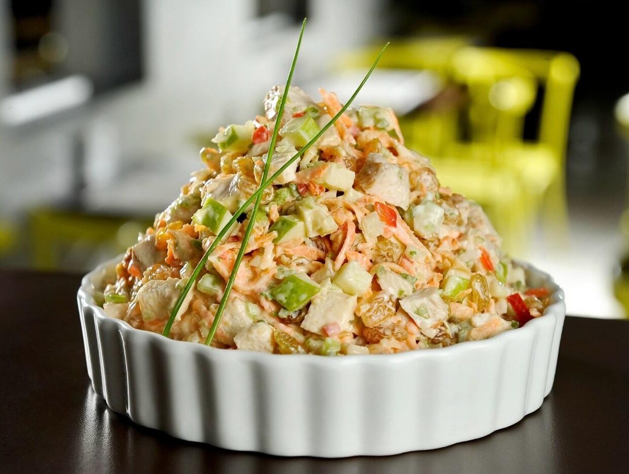 5 ideias de jantar simples e saborosas com frango para testar