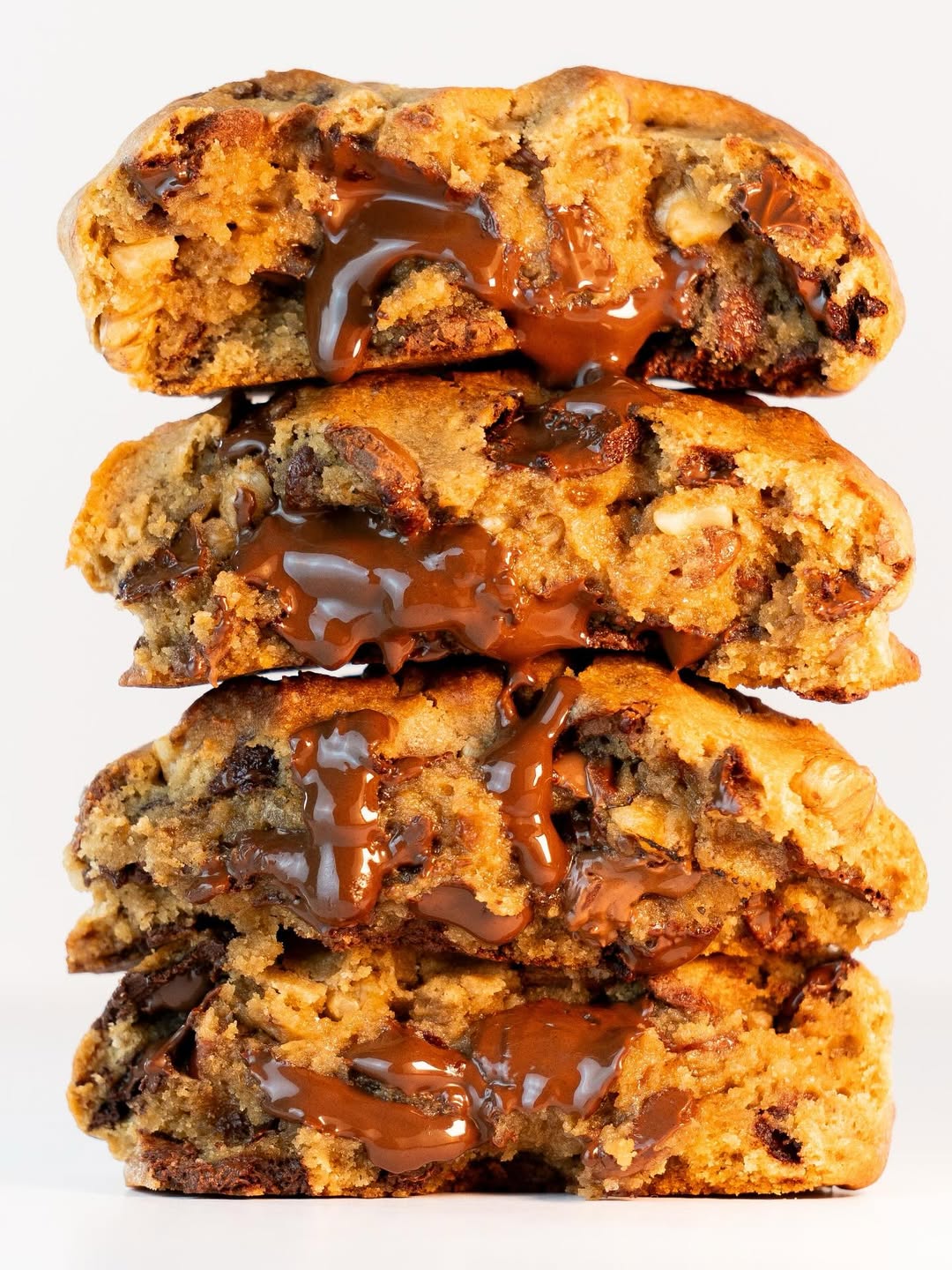 Aprendemos uma receita de cookie com manteiga caramelizada com chocolate, da Crush Cookies