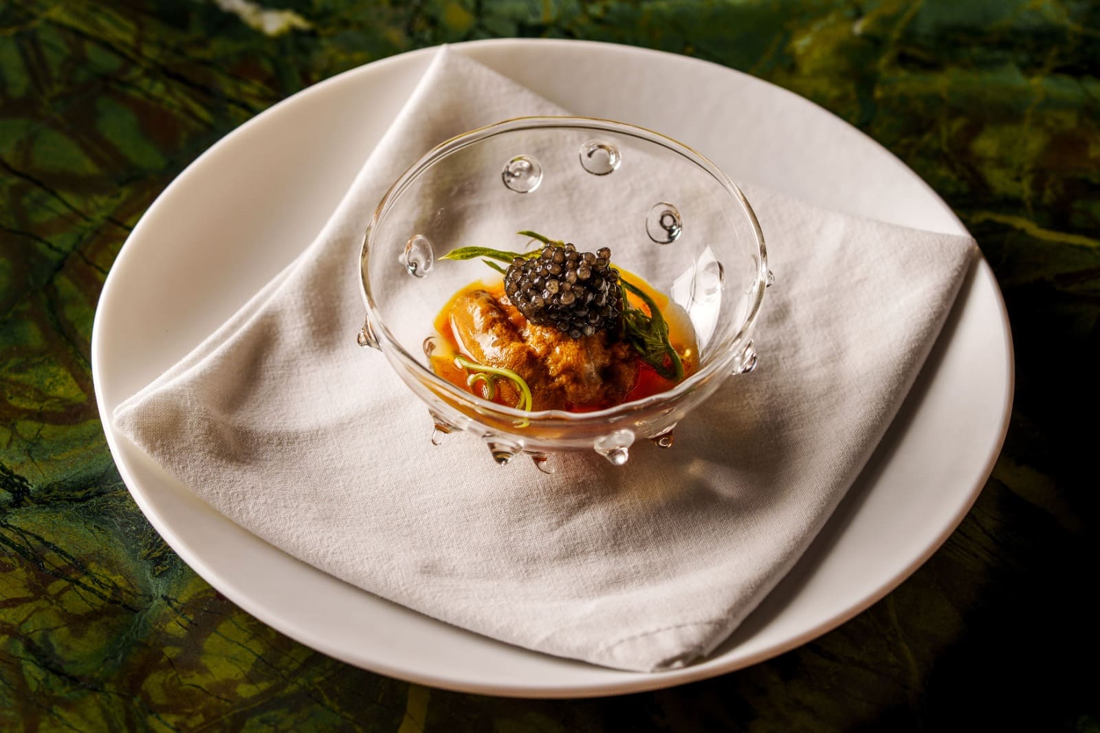 Como é o menu degustação dos dois restaurantes brasileiros com 3 estrelas Michelin