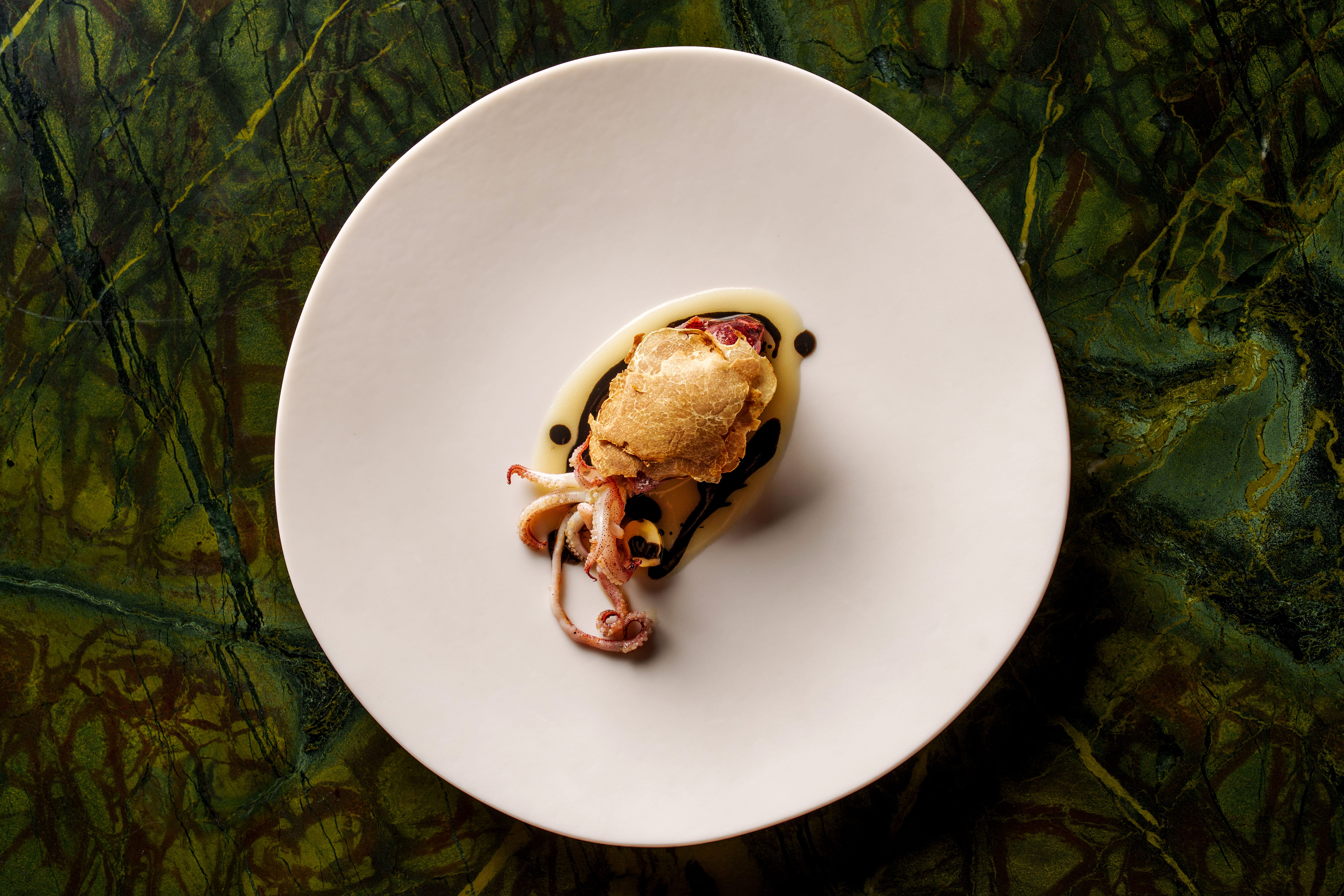 Como é o menu degustação dos dois restaurantes brasileiros com 3 estrelas Michelin