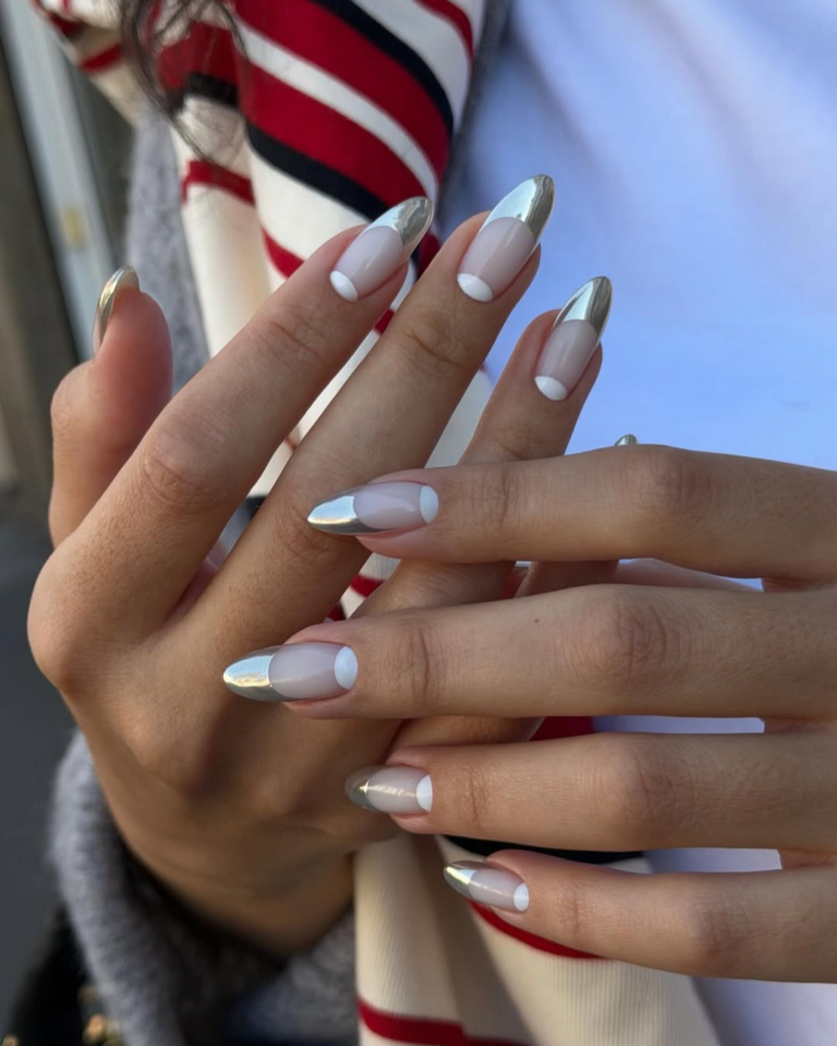 unhas brancas decoradas