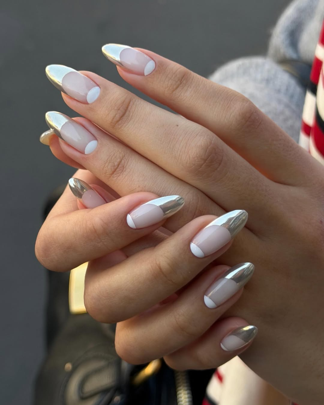 unhas brancas decoradas