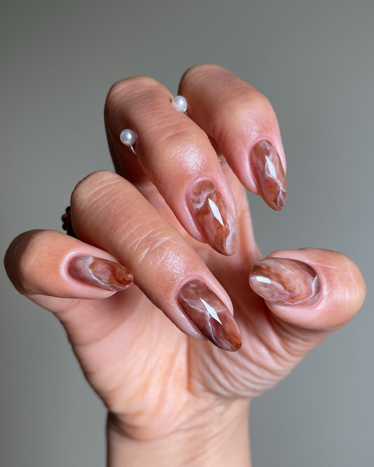10 nail arts para tirar as unhas nude do óbvio unhas nude