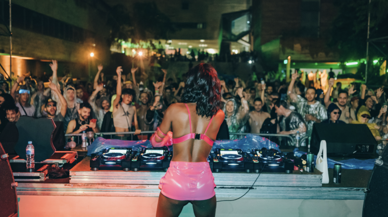 valentina luz carnaval 2023