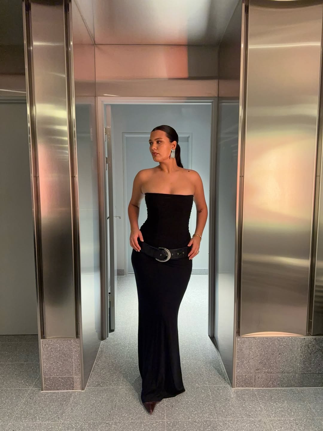 look com vestido preto