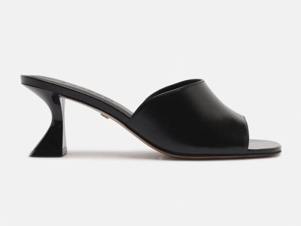 Sandalias confortaveis e elegantes 11mai26 Arezzo