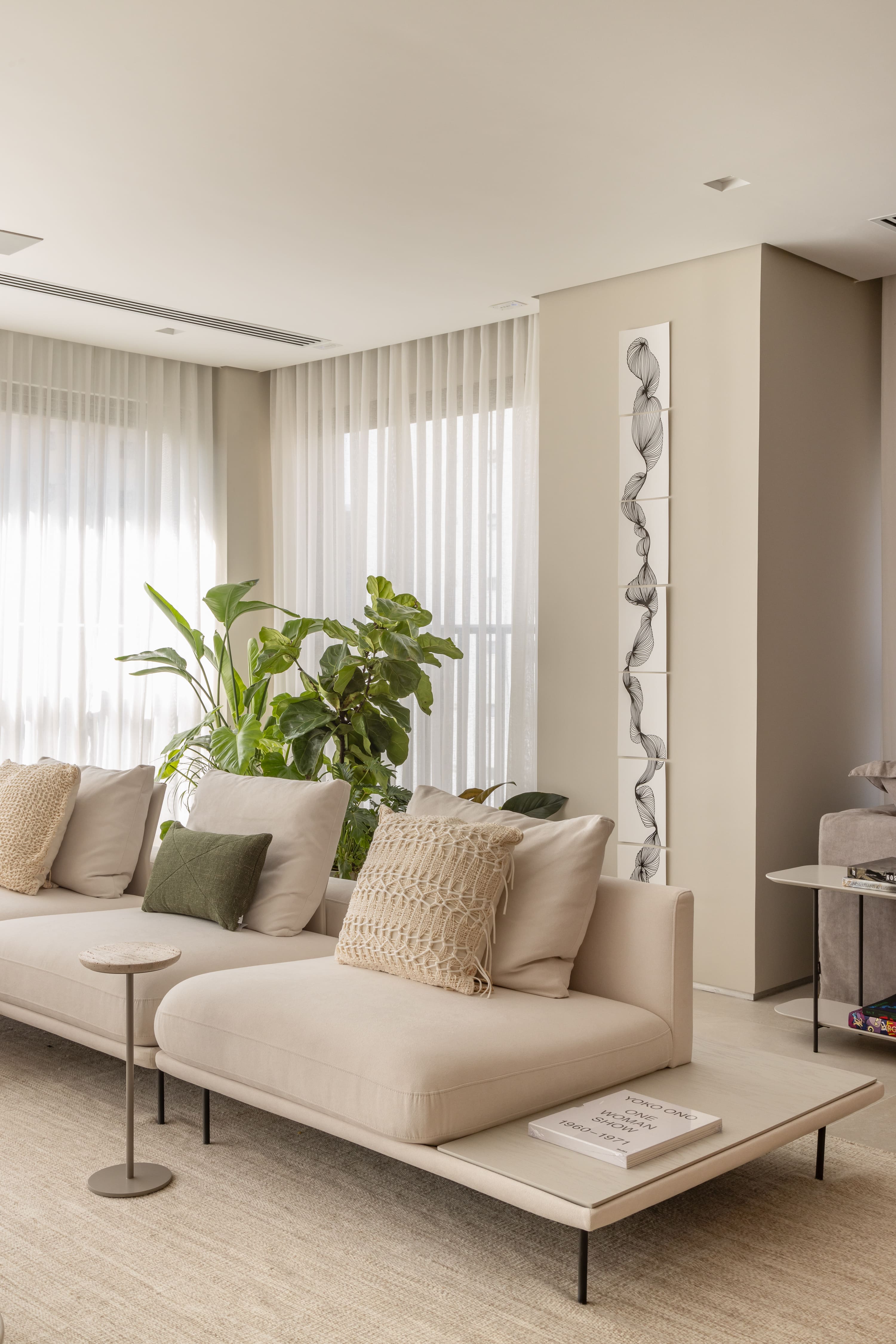 Cortina para sala: como a escolha da peça pode mudar o décor do ambiente