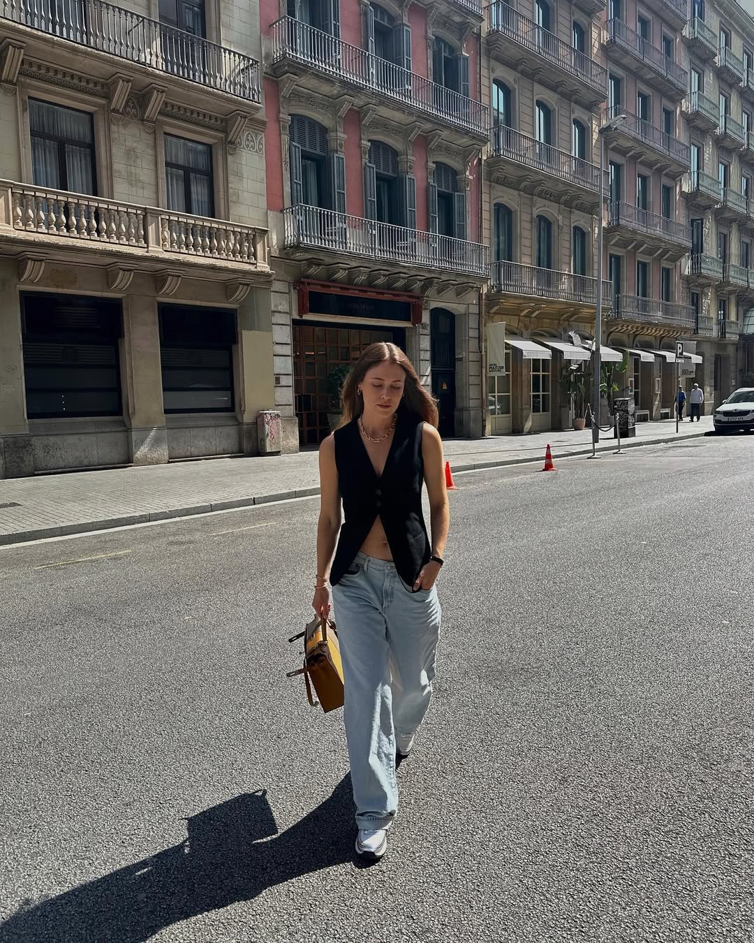 look com calça jeans de cintura baixa