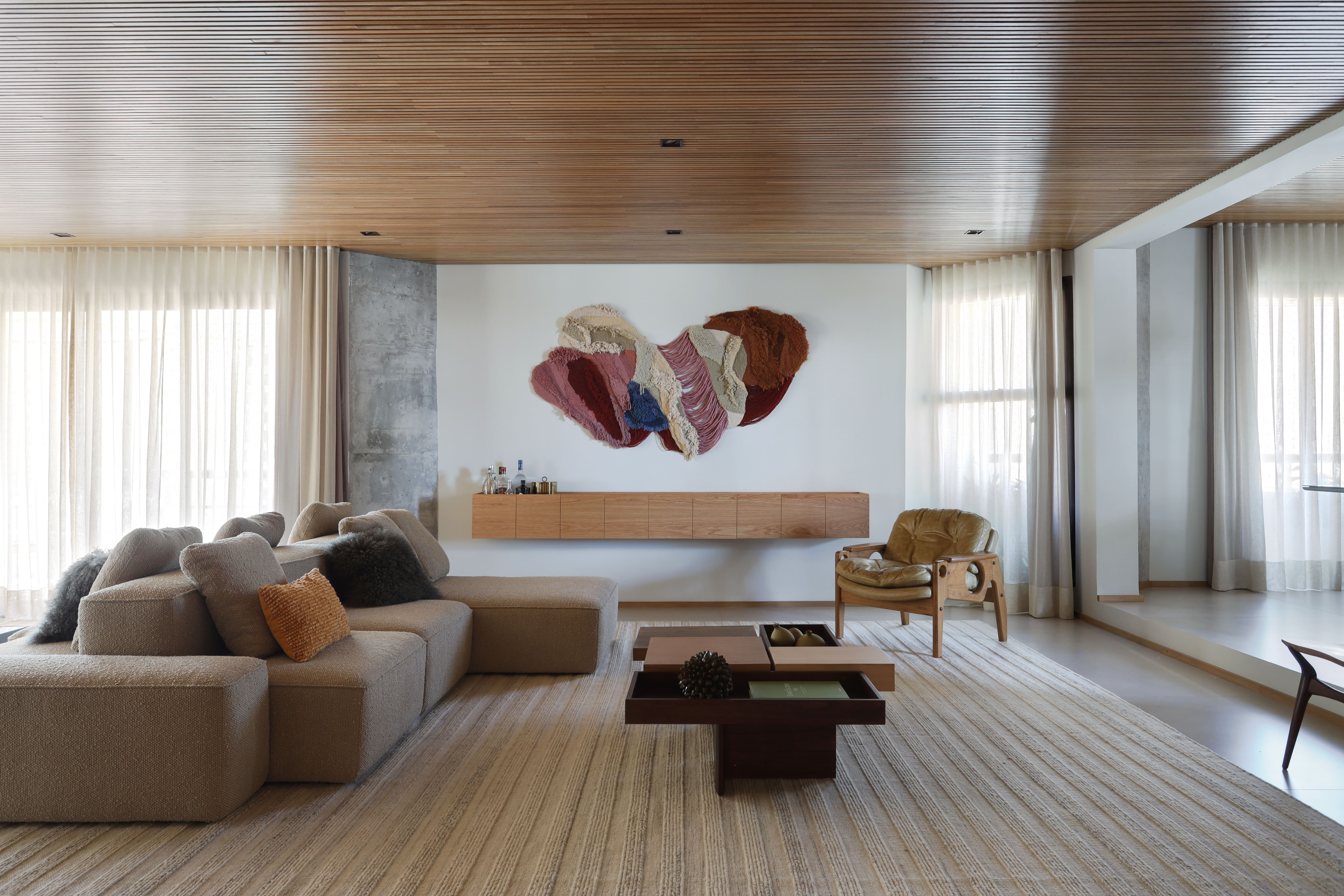 Cortina para sala: como a escolha da peça pode mudar o décor do ambiente