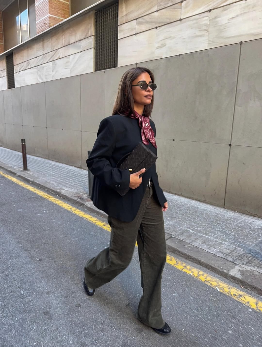 looks com blazer preto