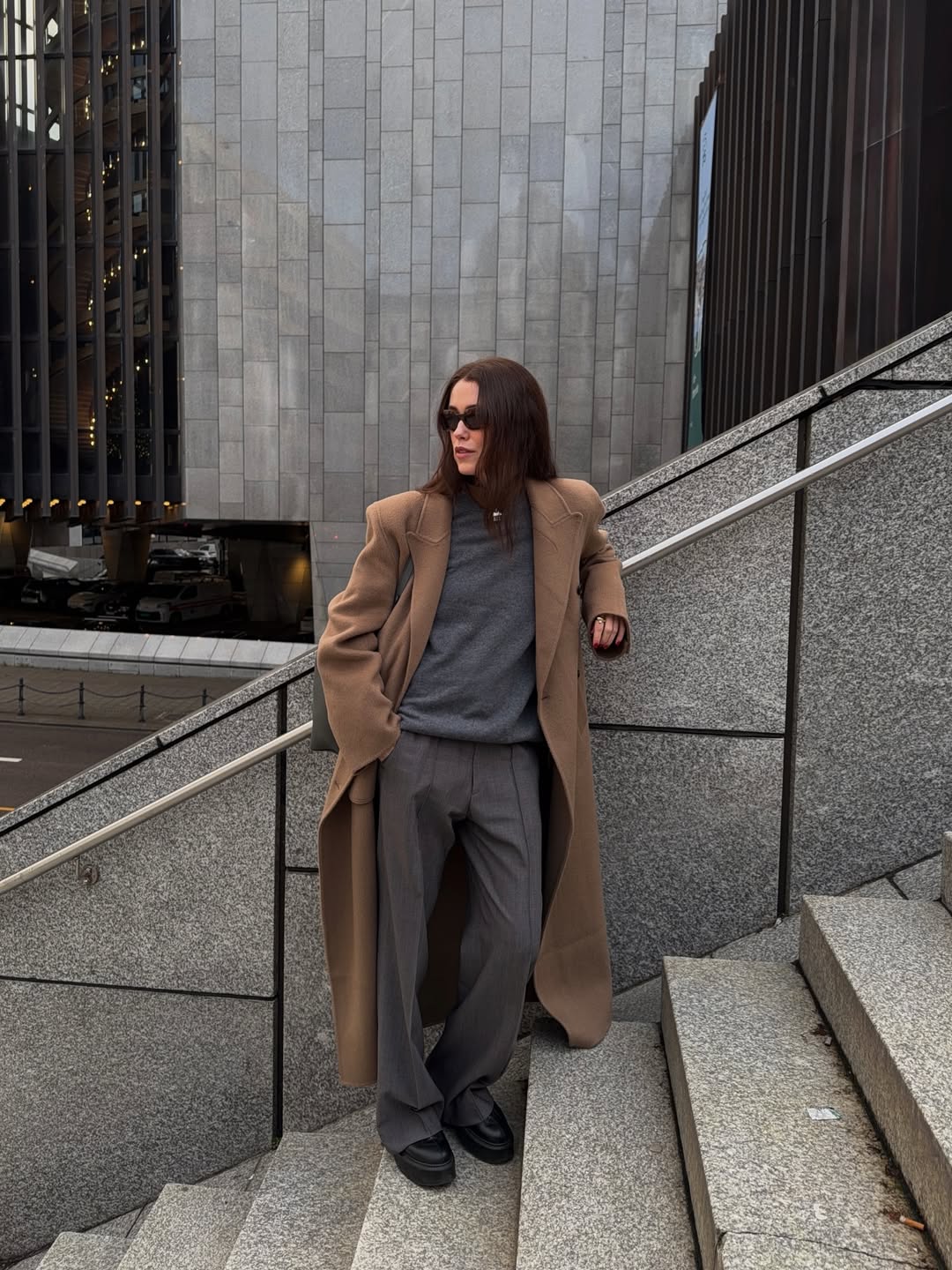 looks com sobretudo