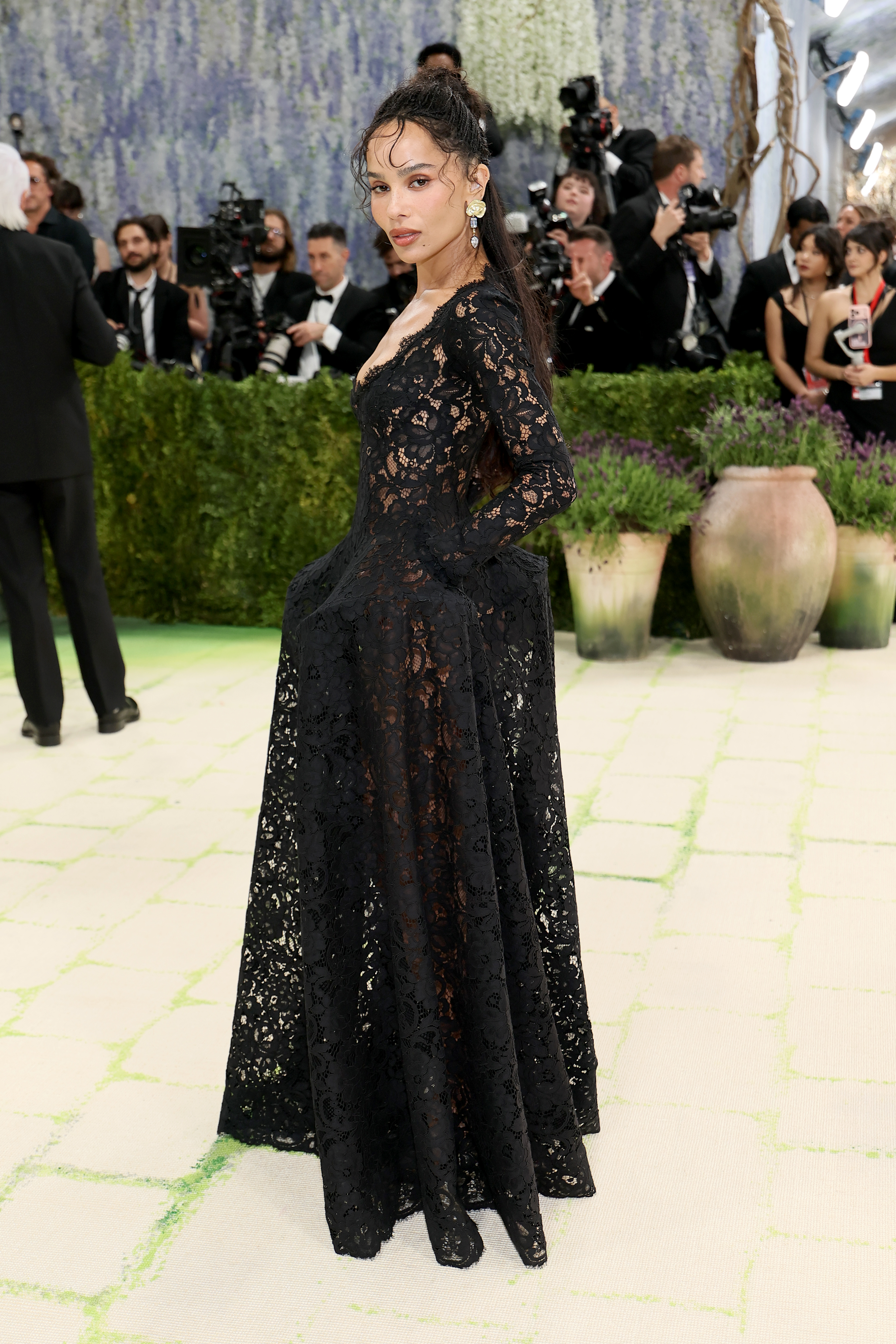 looks do met gala: Zoe Kravitz