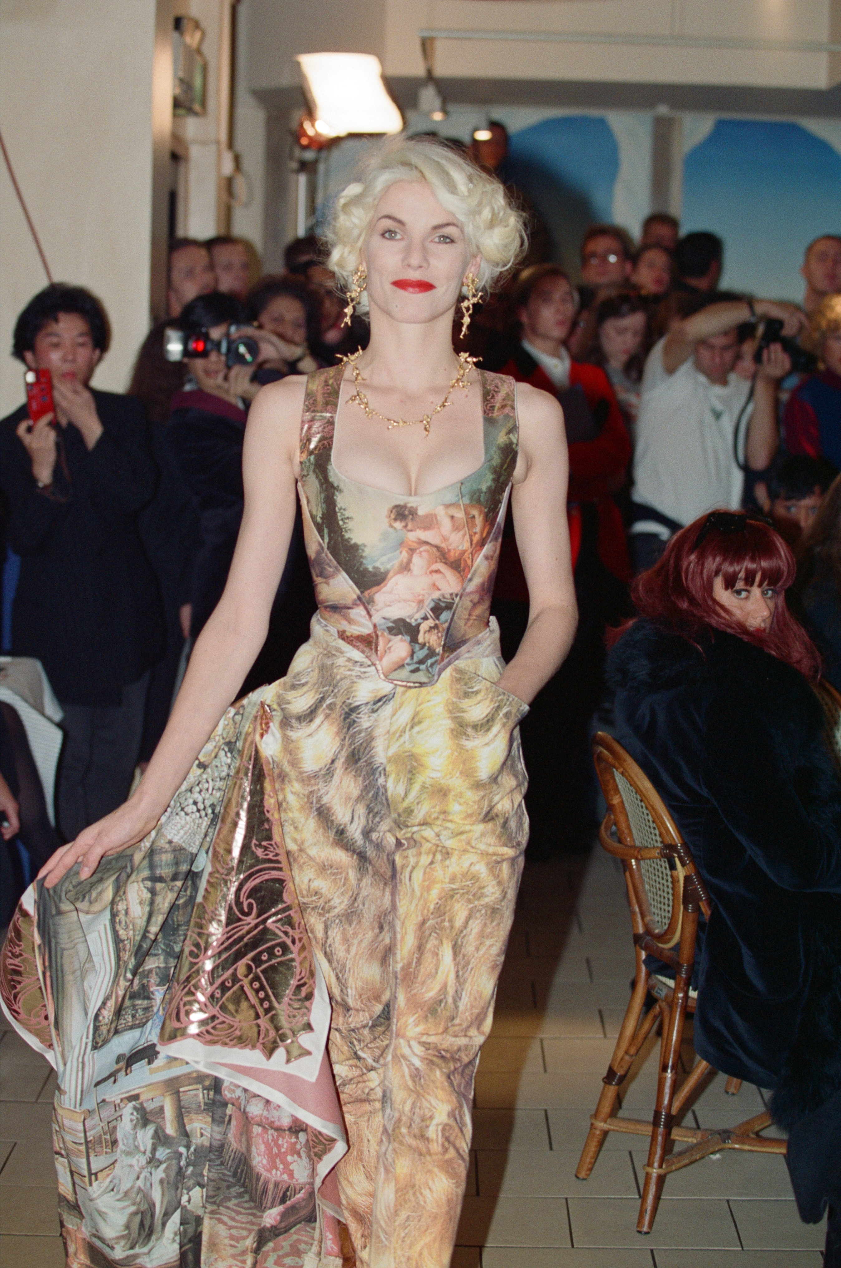 encontros entre moda e arte: vivienne westwood reproduz Dáfnis e Cloé
