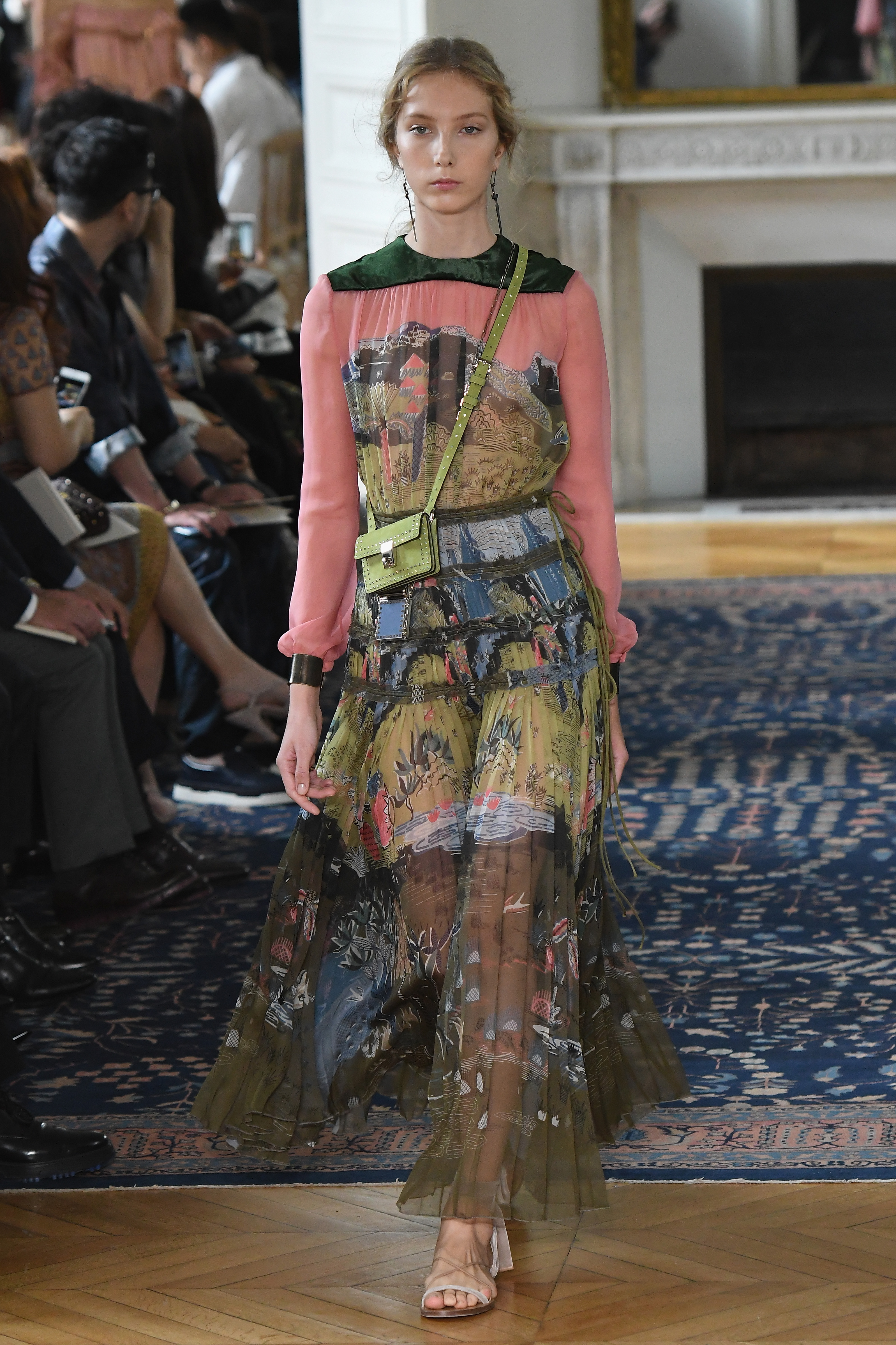 moda e arte: valentino se inspira em Hieronymus Bosch para o verão 2017