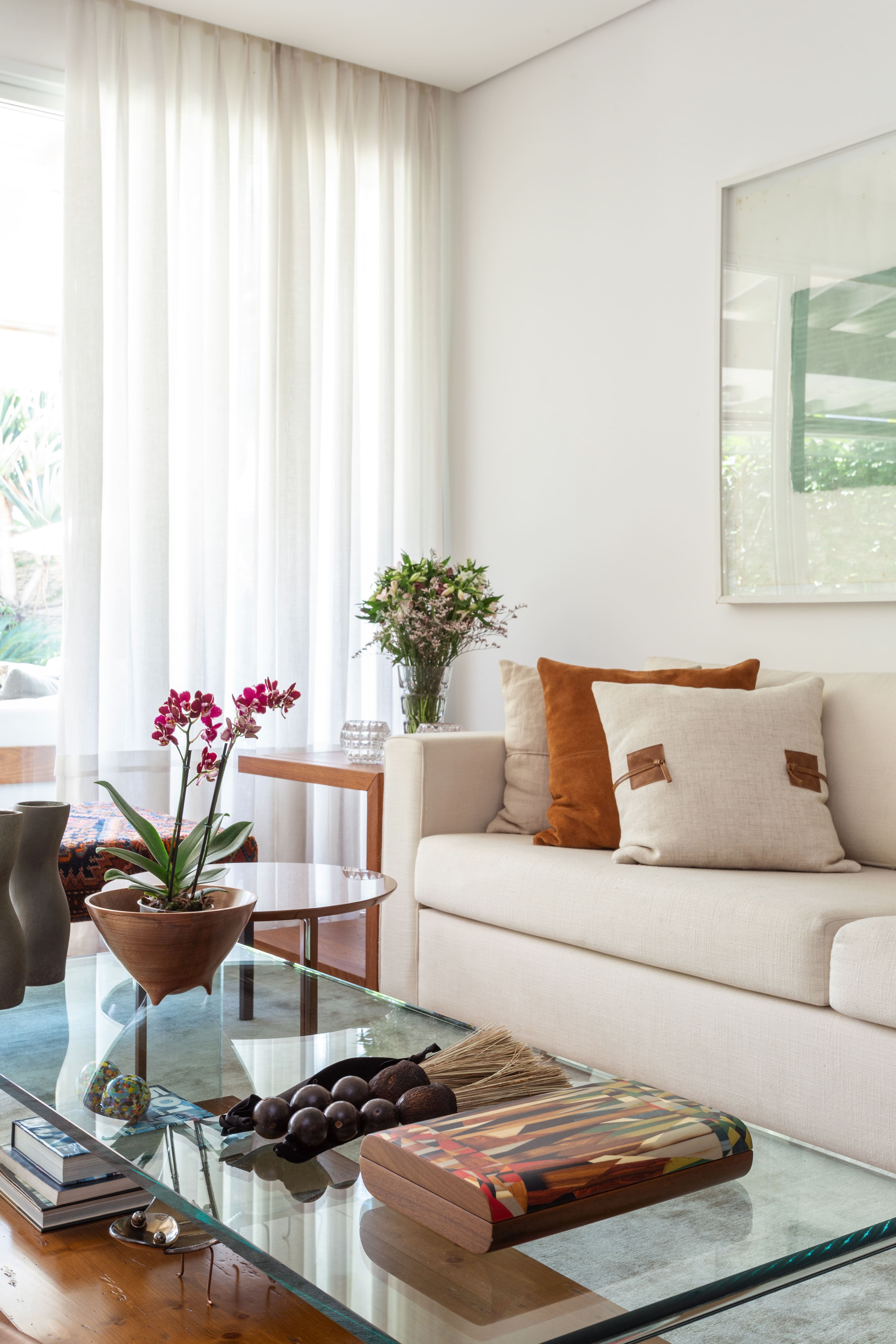 8 maneiras turbinar o décor de uma sala de estar pequena