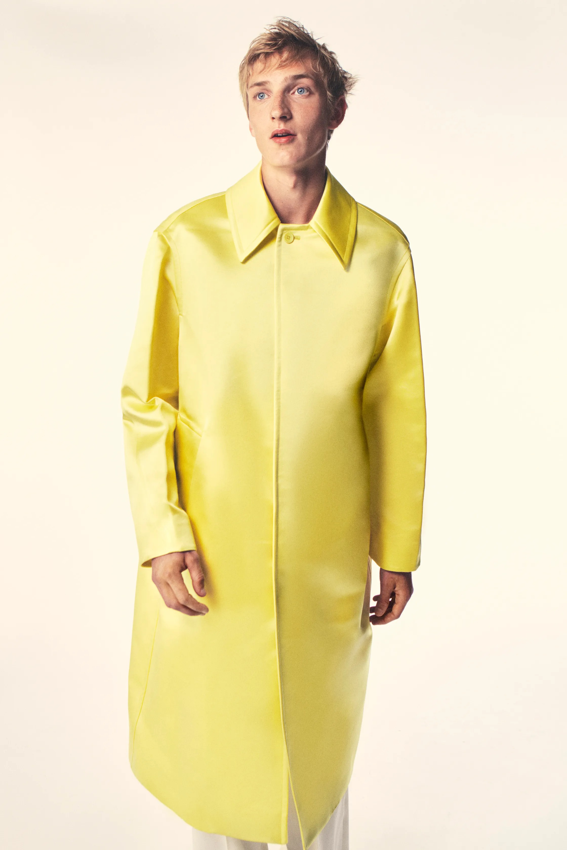Givenchy, verão 2027 masculino. 