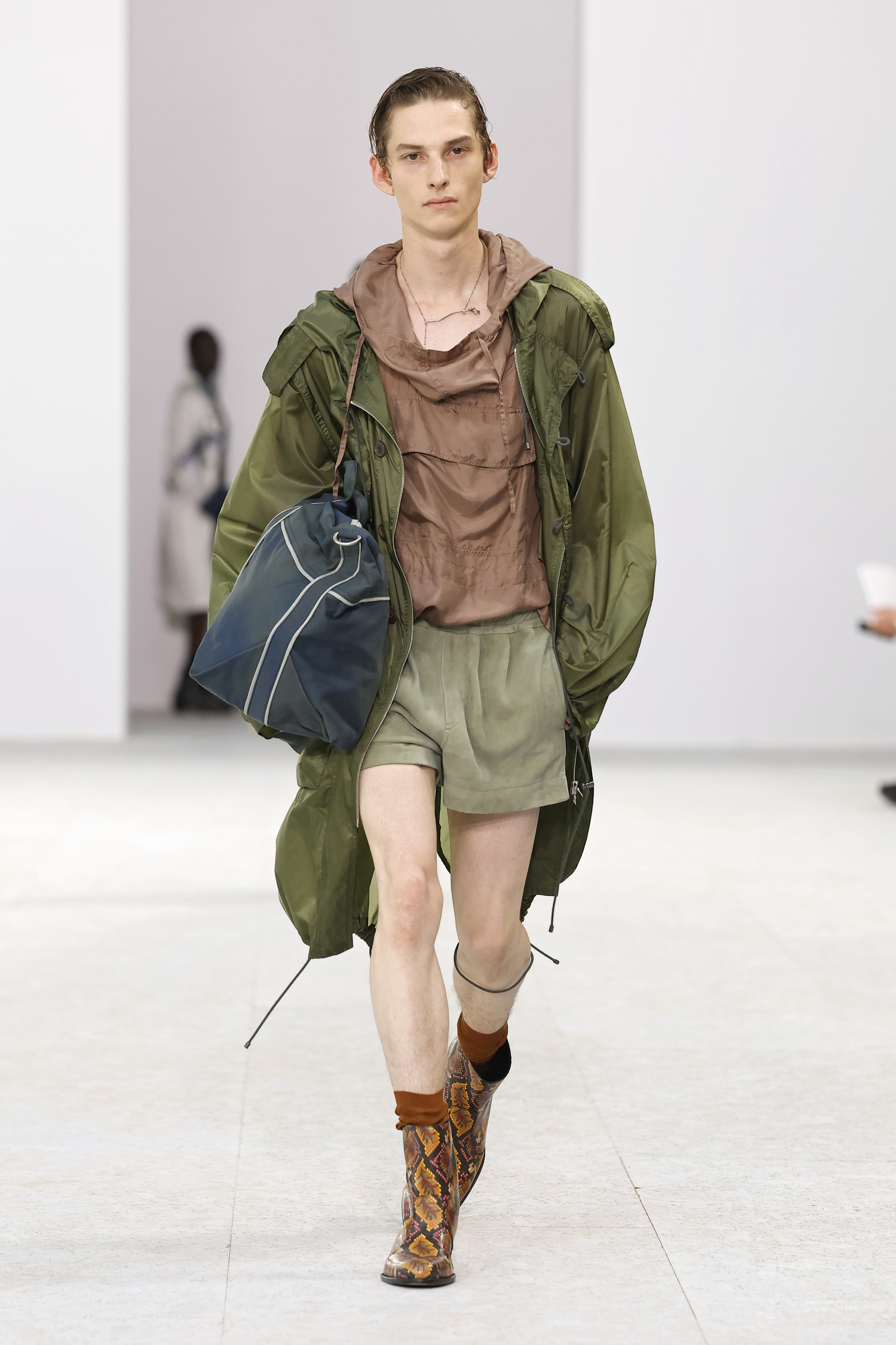 Dries Van Noten, verão 2027 masculino. 