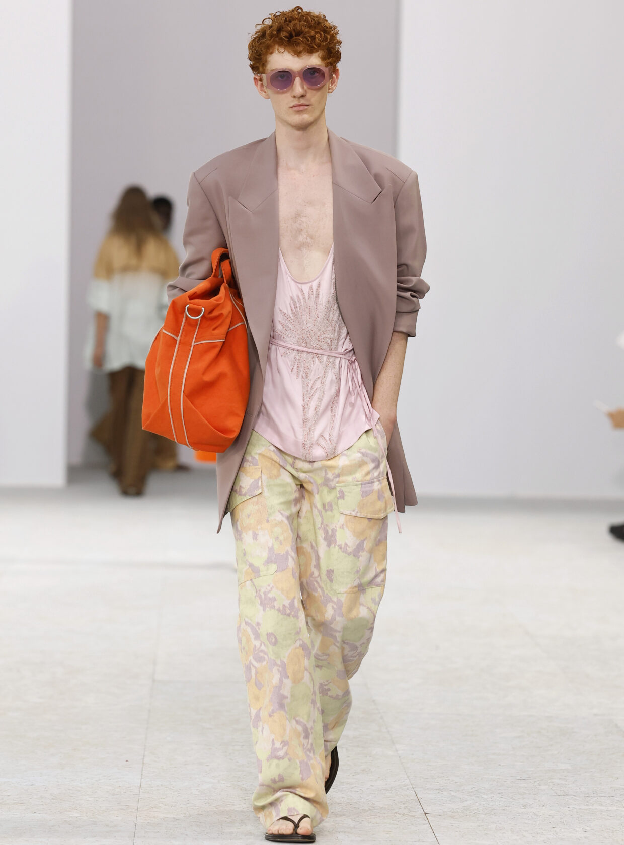 Dries Van Noten, verão 2027 masculino.