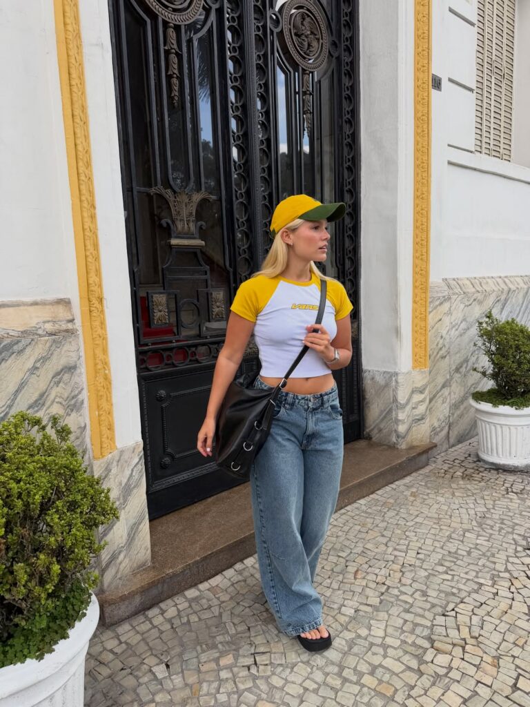 Looks para assistir a copa: 26 peças que vão além dos dias de jogo Looks para assistir a copa