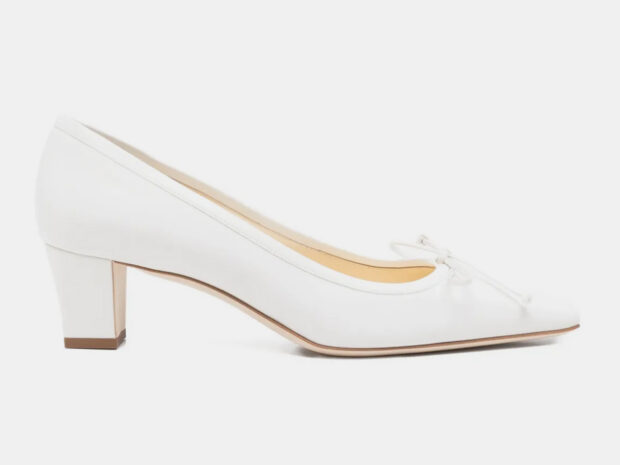 Scarpin branco 24jun26 Manolo Blahnik