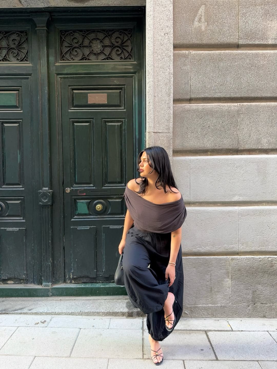 look com calça preta