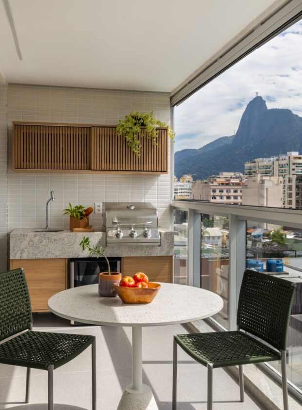5 maneiras de criar um espaço com churrasqueira em apartamento