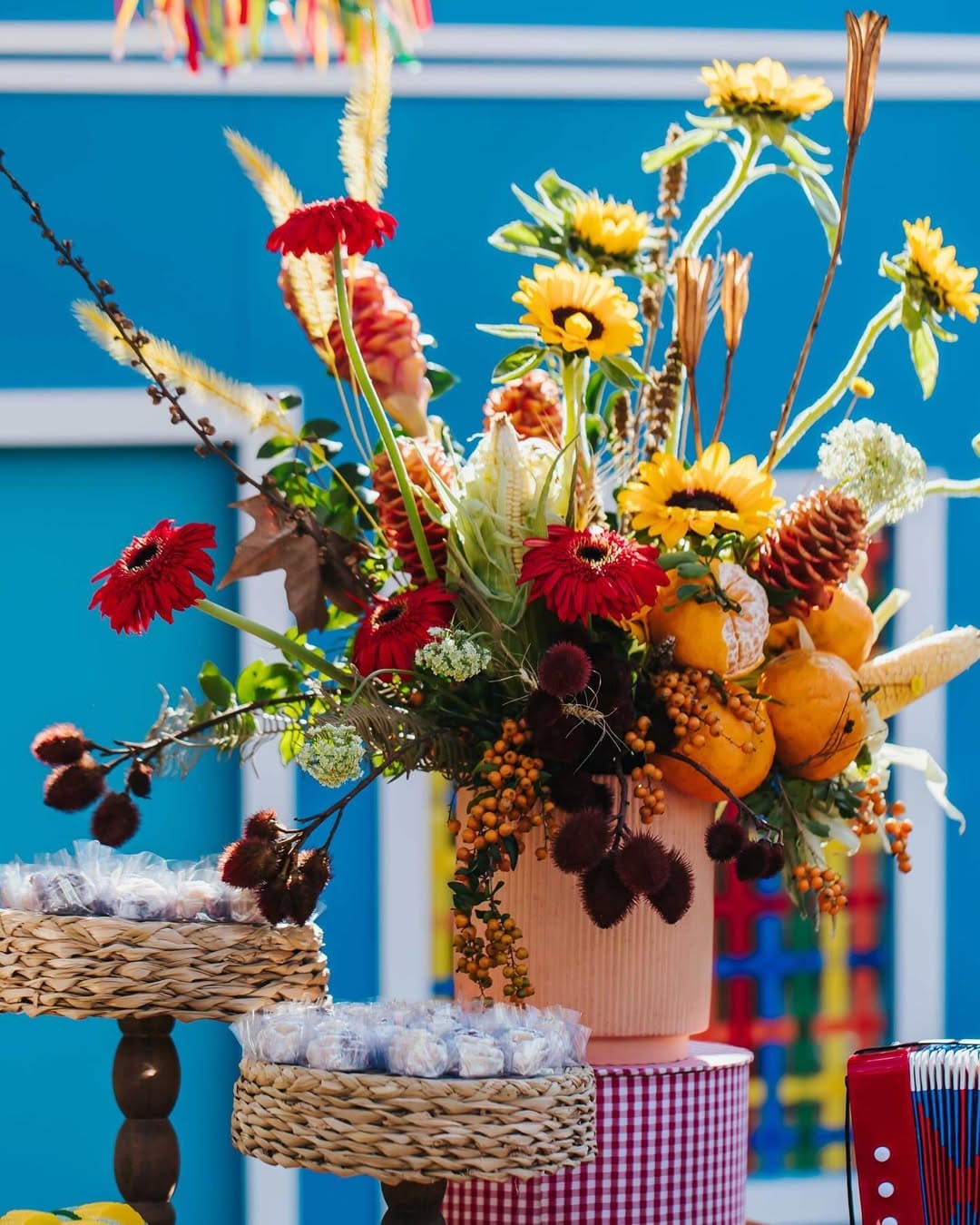 Texturas, estampas e outros elementos para introduzir na decoração de festa junina