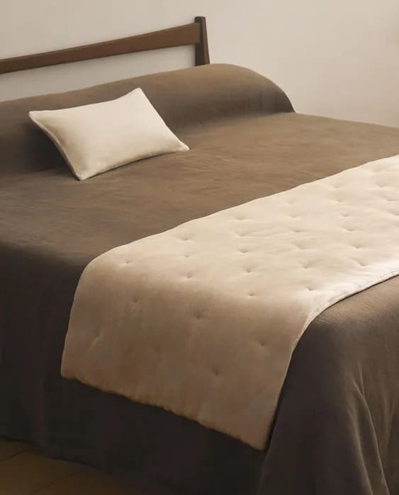Mantas, tapetes, almofadas e outros itens para renovar a decoração de inverno