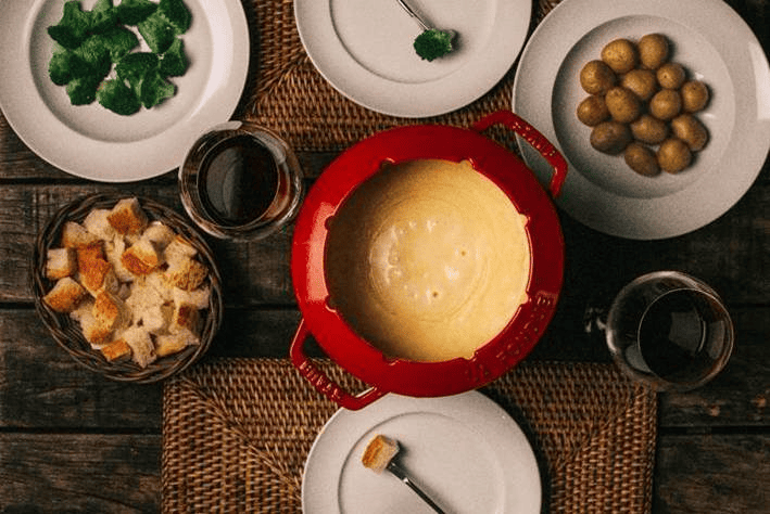 Onde comer fondue em São Paulo: 7 endereços para aquecer os dias frios