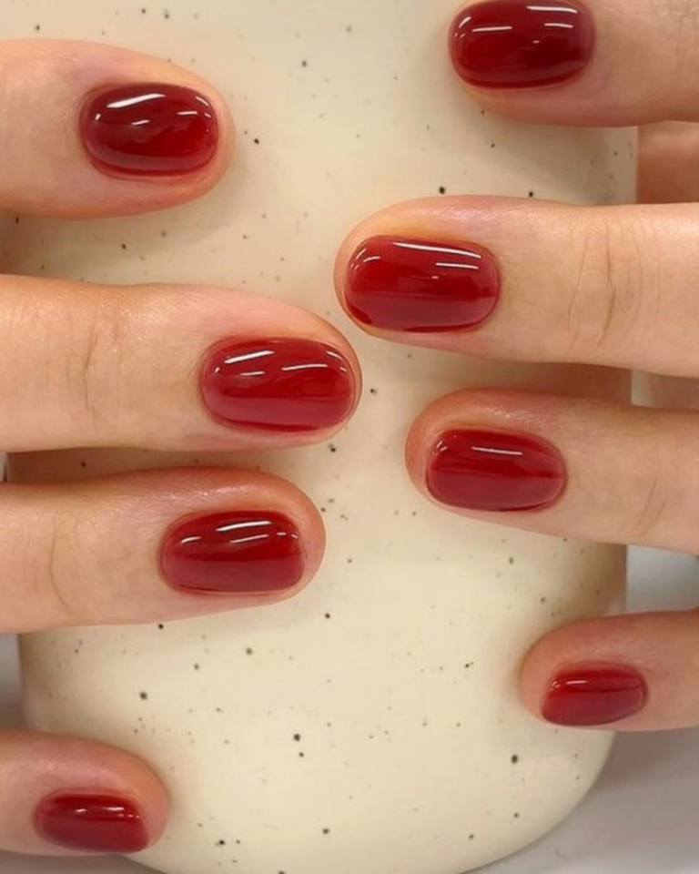 10 inspirações de unhas vermelhas que reinventam o clássico inspirações de unhas vermelhas (4)