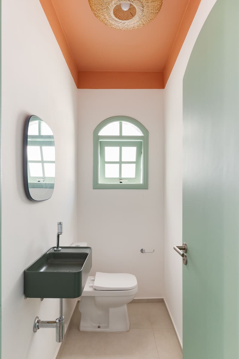 Lavabo pequeno? 6 soluções criativas que ampliam o espaço Lavabo pequeno? 6 soluções criativas que ampliam o espaço