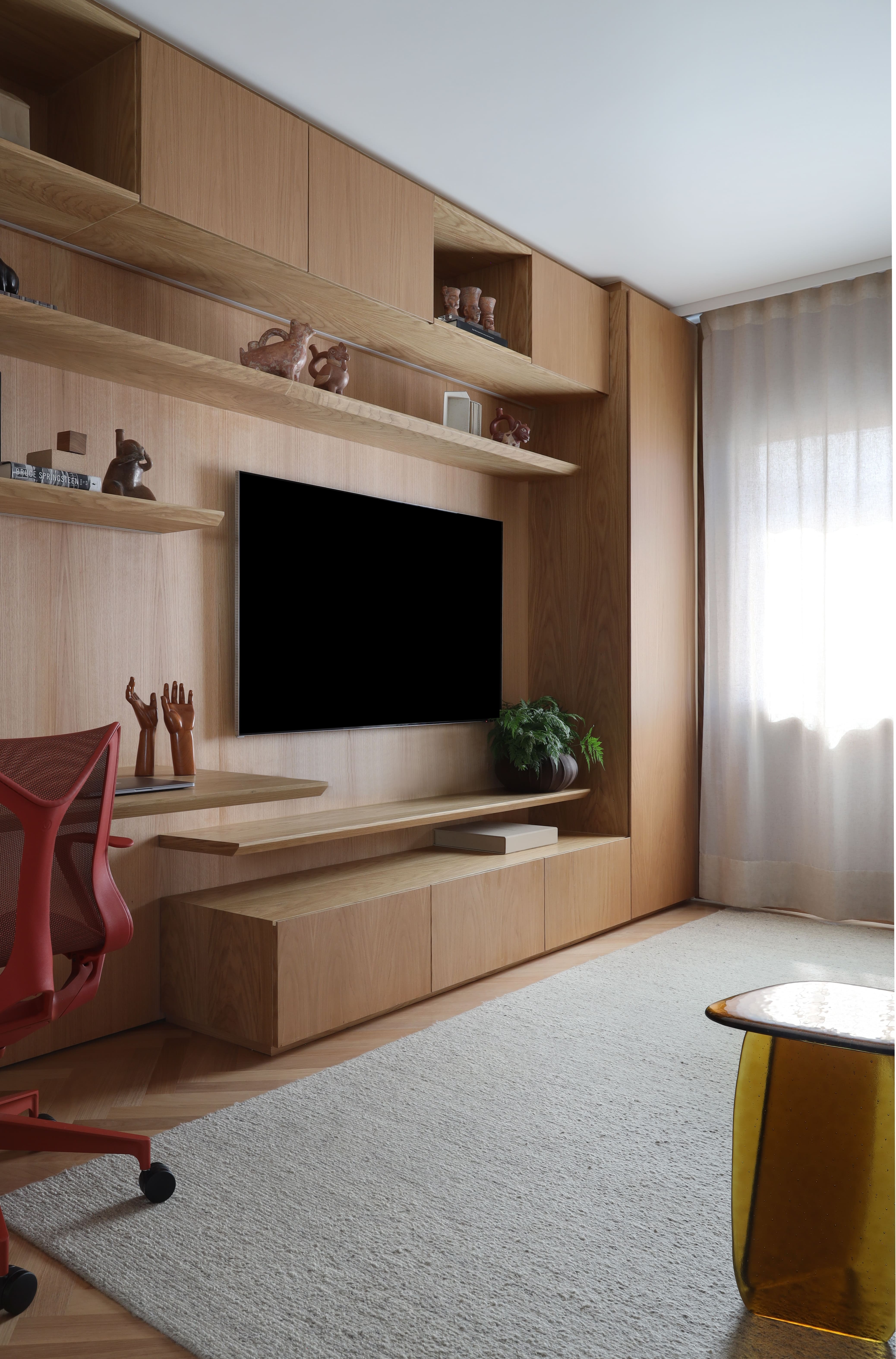8 inspirações de painéis de televisão para instalar na sala 8 inspirações modernas de painéis de televisão para instalar na sala