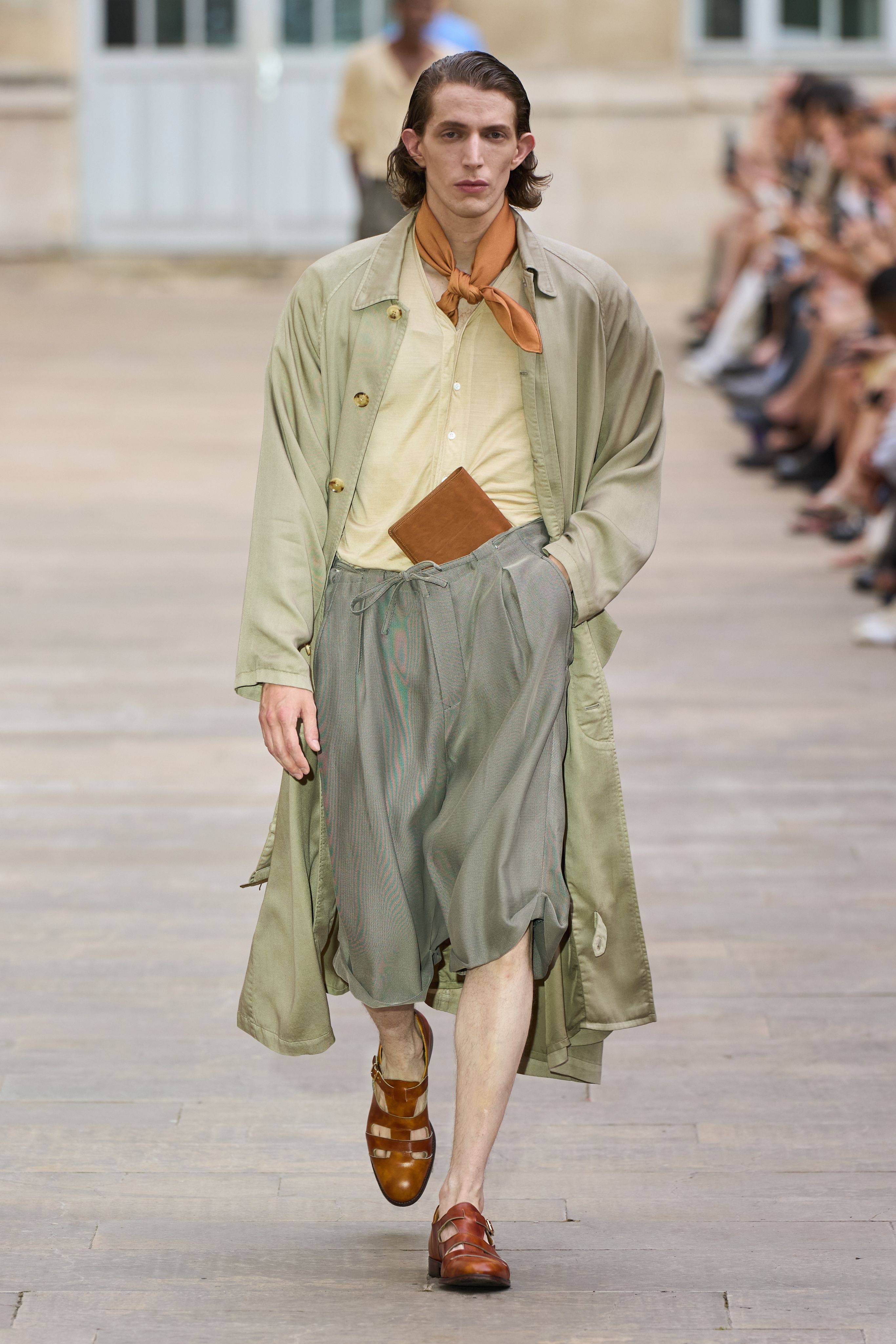 Tendências de moda masculina do verão 2027.