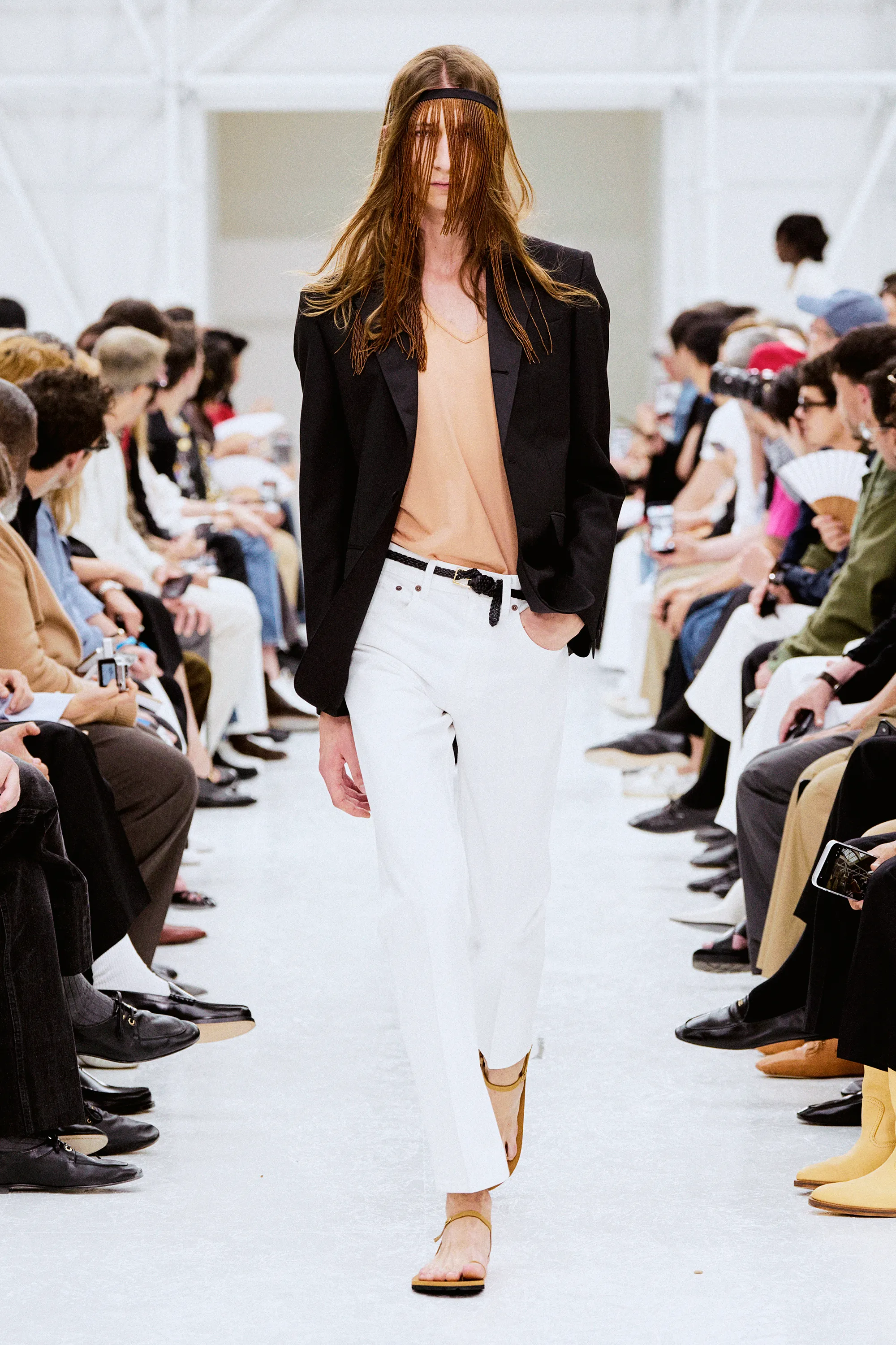 Tendências de moda masculina do verão 2027.