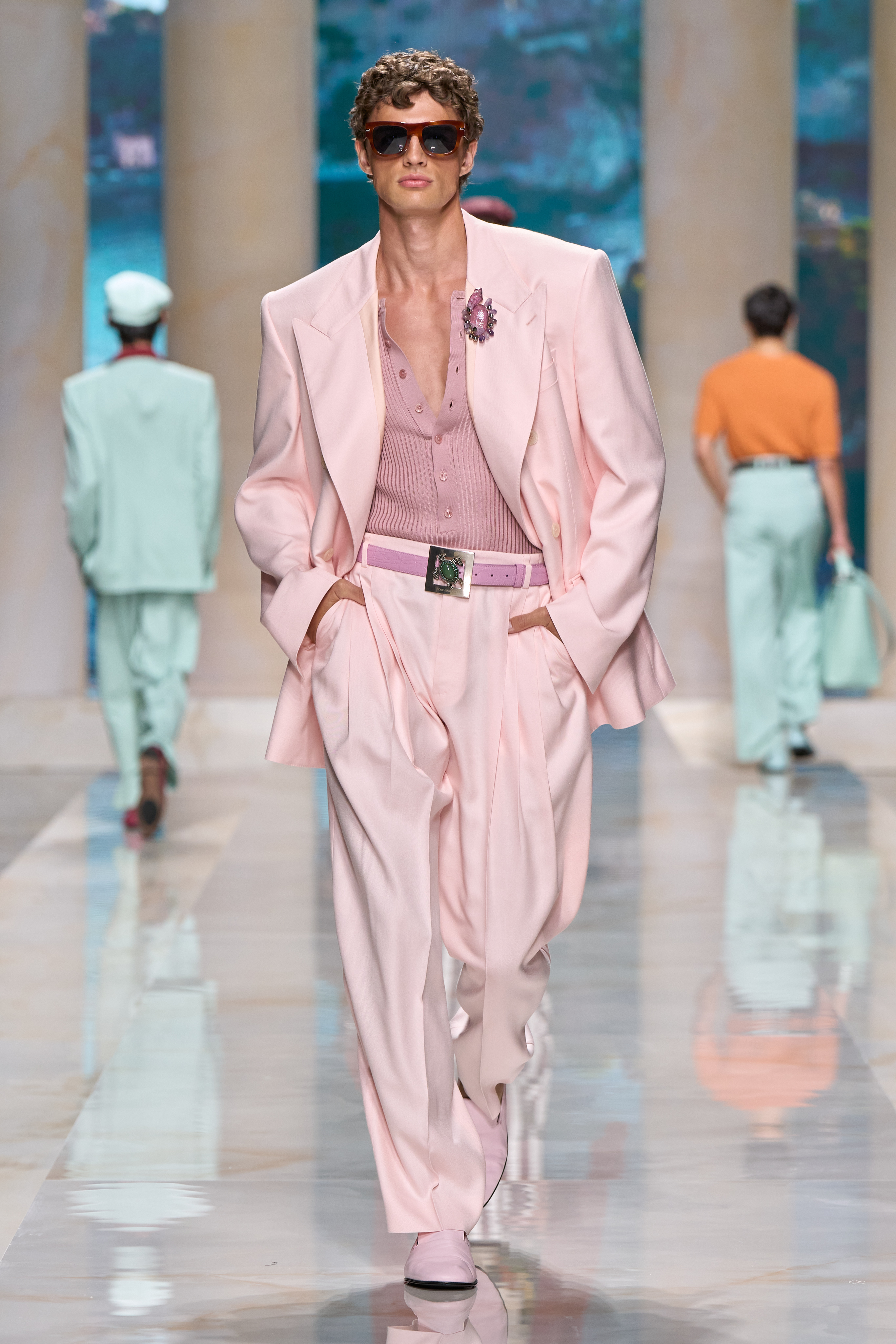 Tendências de moda masculina do verão 2027.