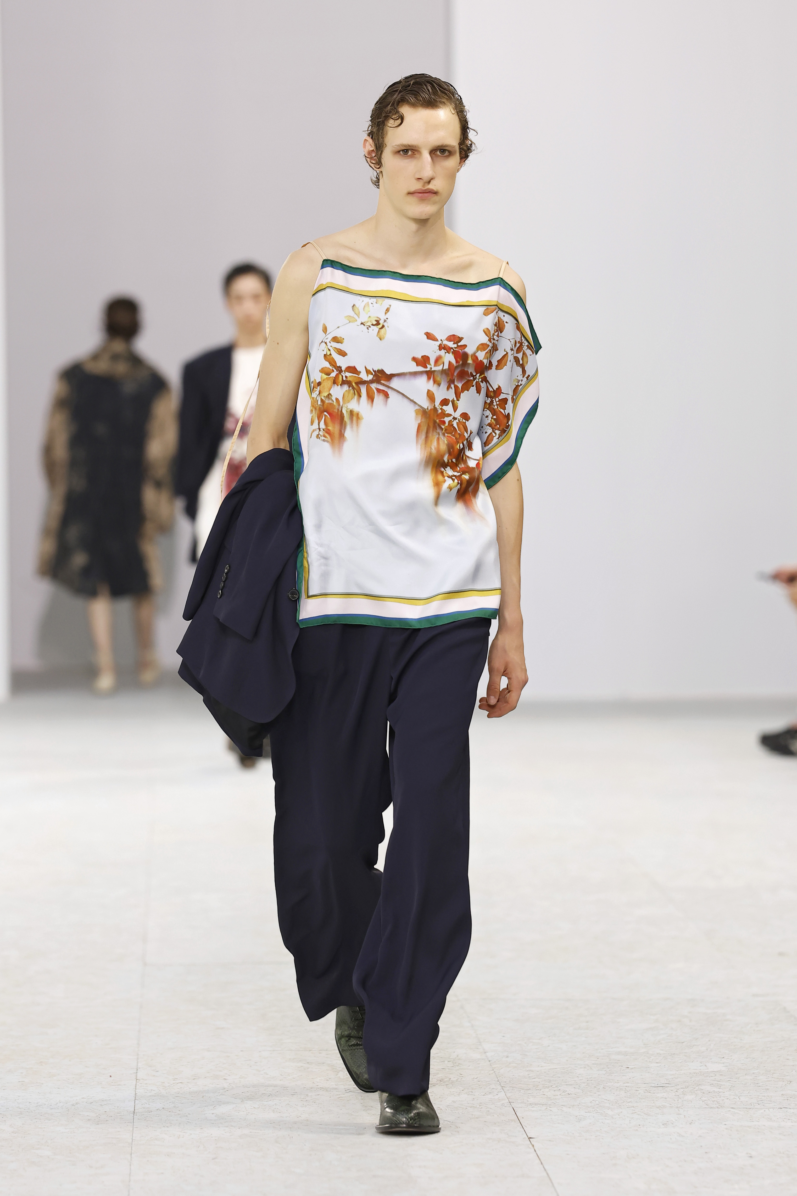 Tendências de moda masculina do verão 2027.