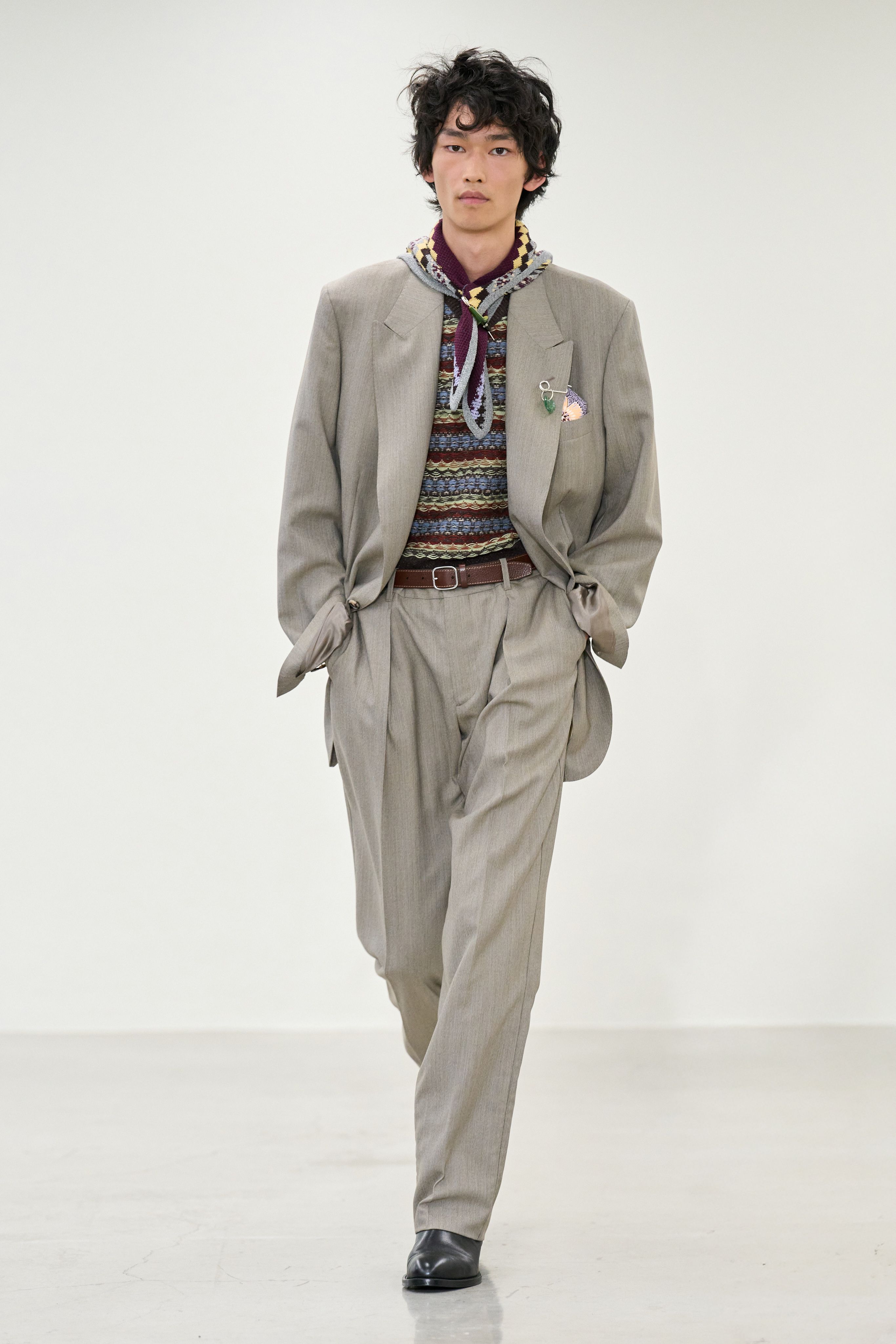 Tendências de moda masculina do verão 2027.