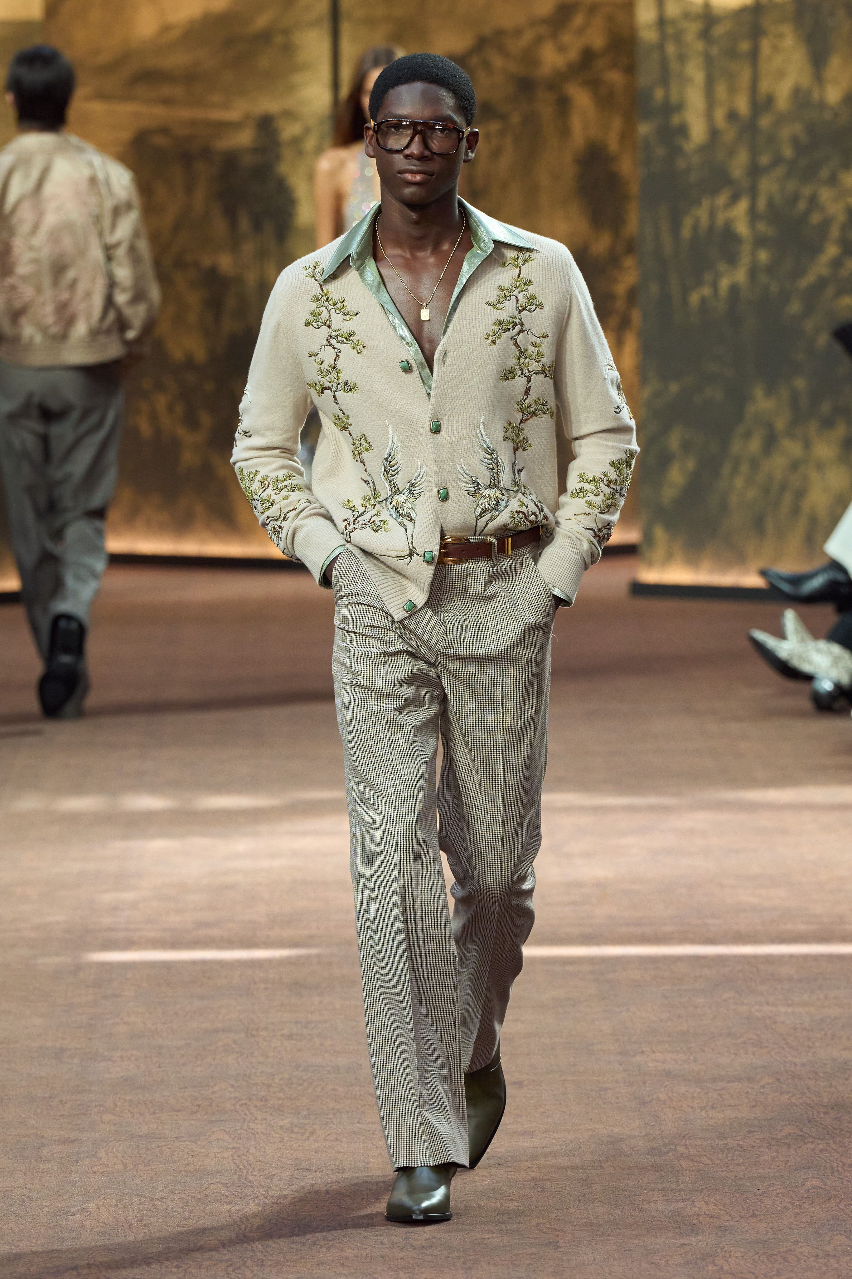 Tendências de moda masculina do verão 2027.