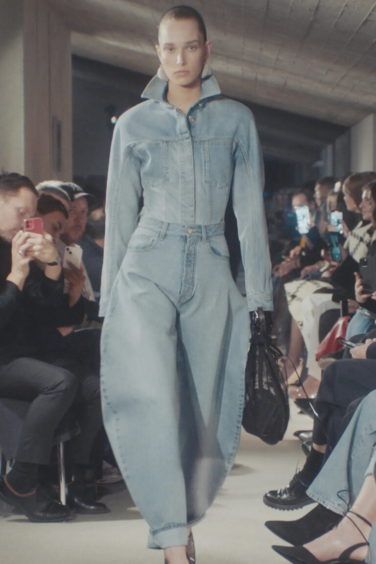 calça jeans barrel 