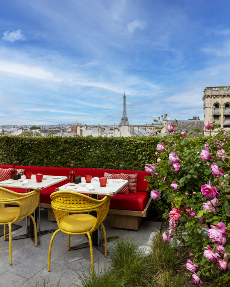 Onde comer em Paris: 6 restaurantes famosos que valem a visita Cheval Blanc Paris Le Jardin Vue Eiffel Vincent Leroux