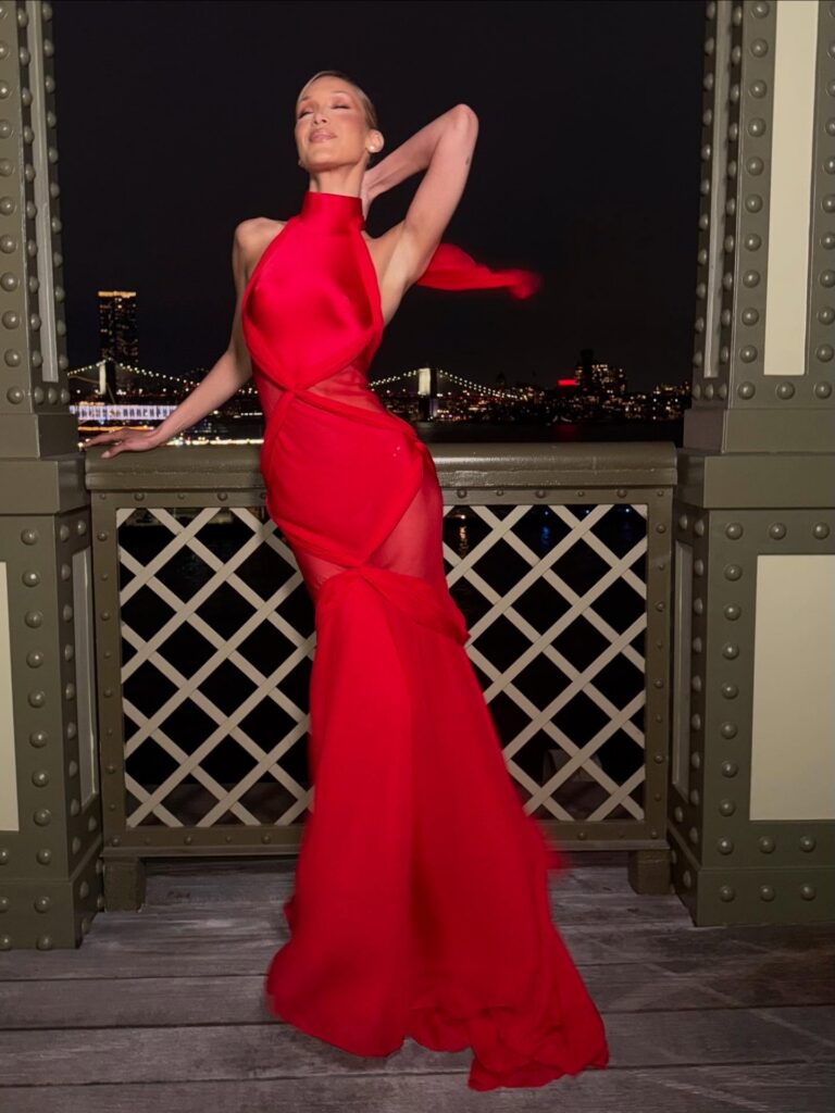 Vestidos longos de festa 6jul26 @BellaHadid